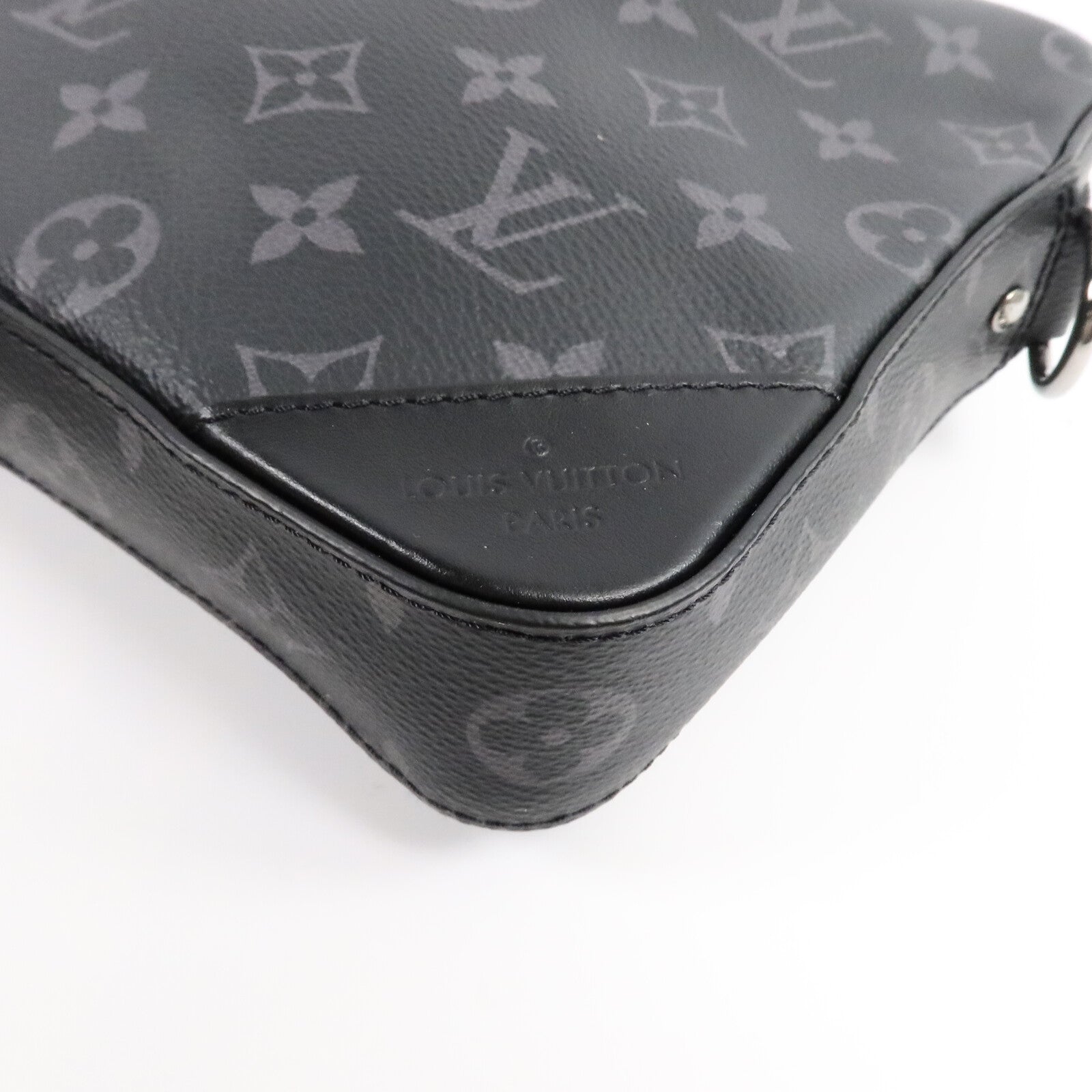 LOUIS VUITTON Monogram Eclipse Reverse Trio Messenger銀扣肩背袋灰色