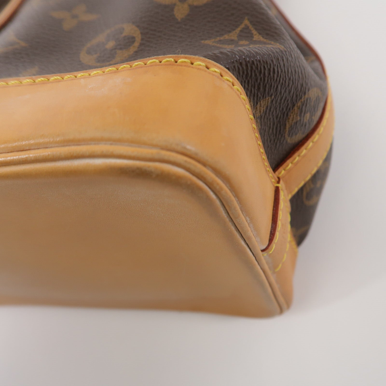 LOUIS VUITTON Monogram Noe肩背袋