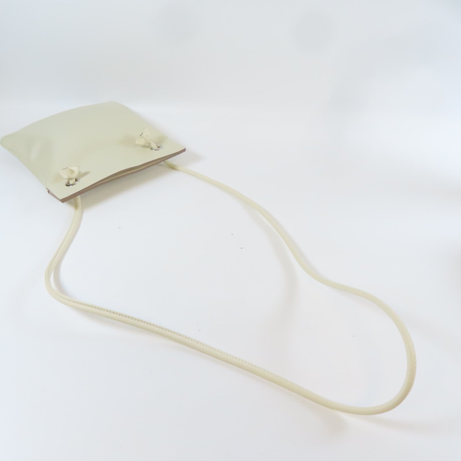 HERMES 【激減優惠】Veau Swift皮革Aline銀扣肩背袋白色