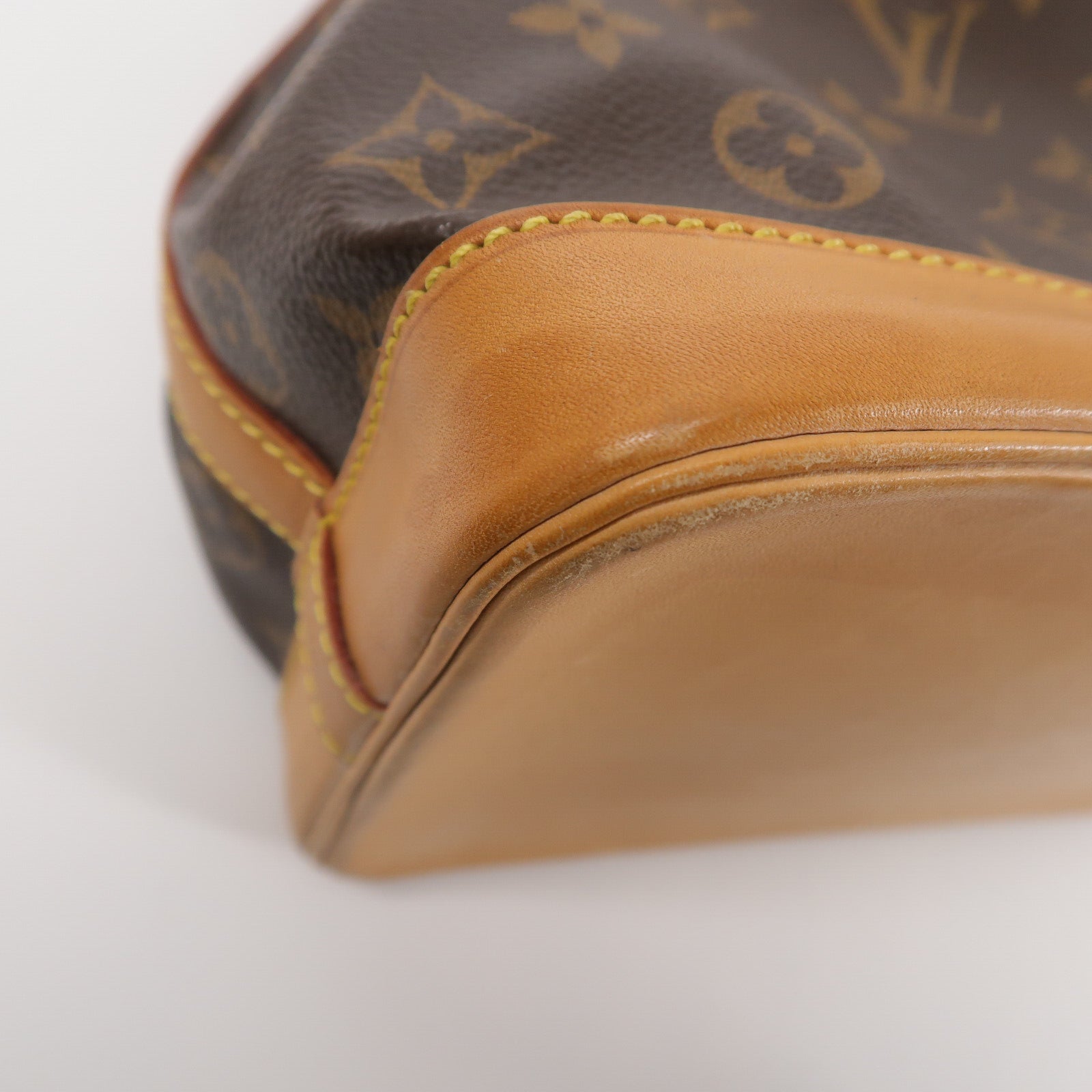 LOUIS VUITTON Monogram Noe肩背袋