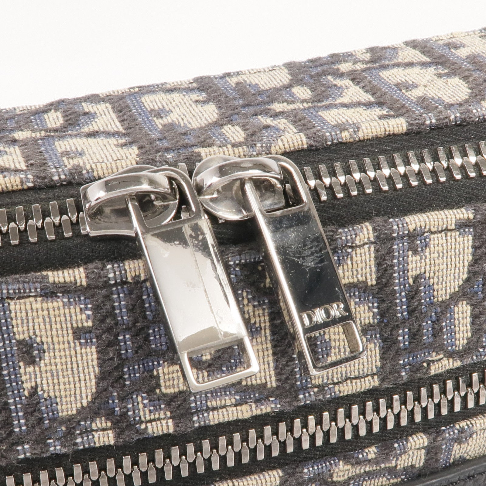 Dior 帆布Safari Messenger Bag銀扣肩背袋