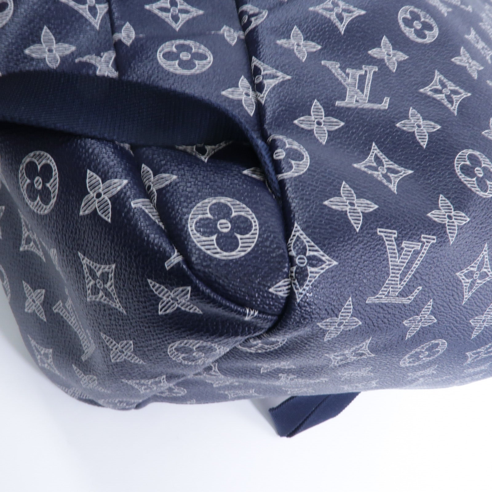 LOUIS VUITTON Monogram Ink Discovery Backpack背包