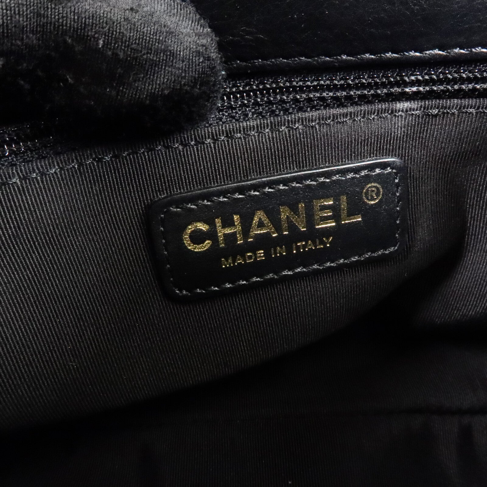 CHANEL 牛皮皮革Chain Shoulder Bag鏈帶肩背袋