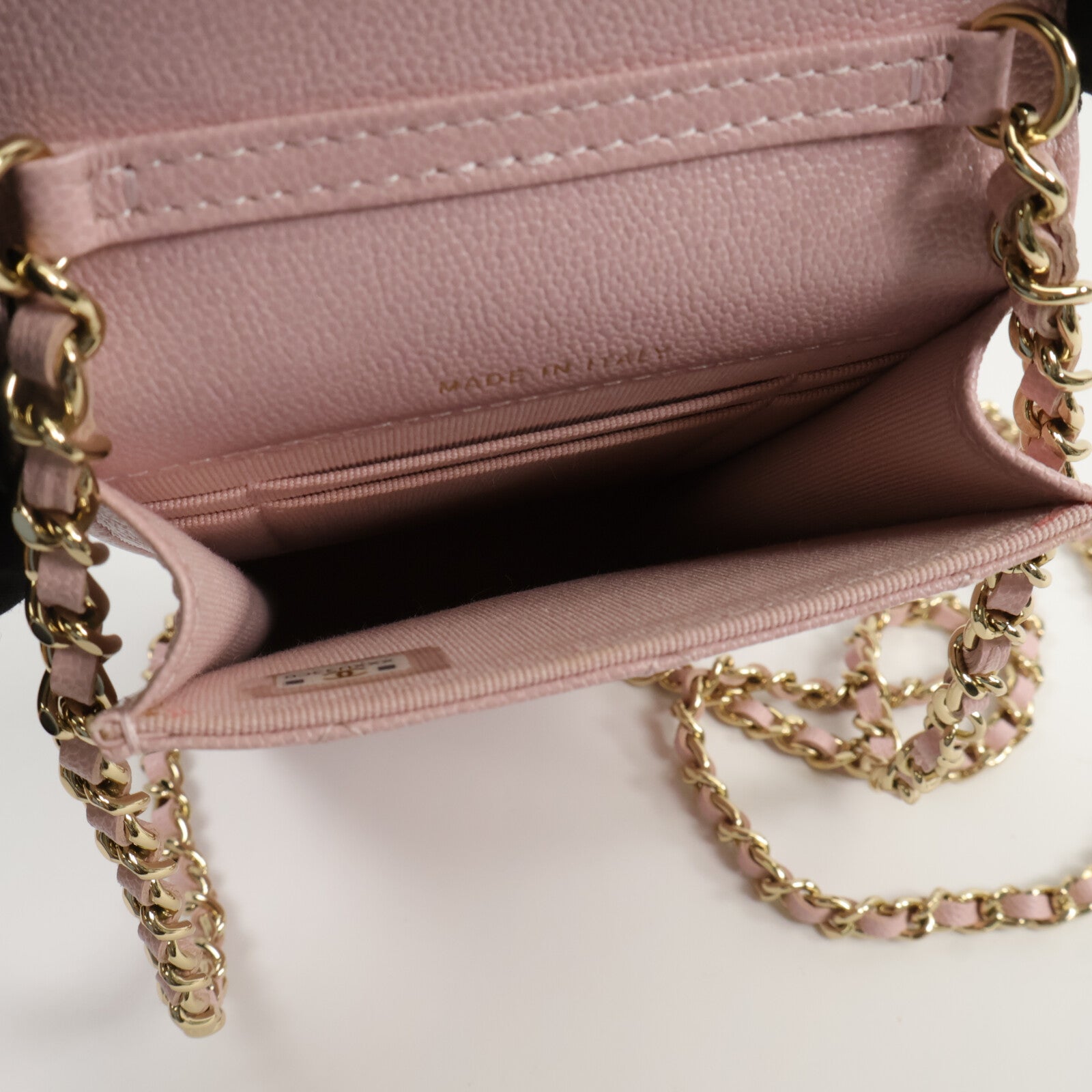 CHANEL 牛皮皮革Phone Bag鏈帶肩背袋