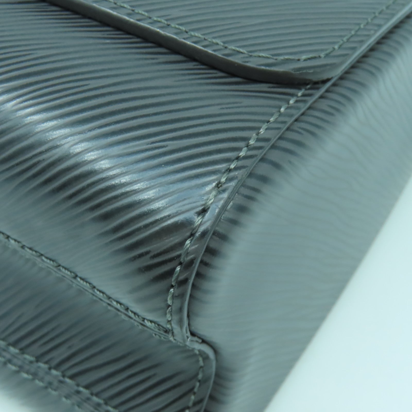 LOUIS VUITTON 【激減優惠】Epi Twist MM銀扣鏈帶肩背袋灰色