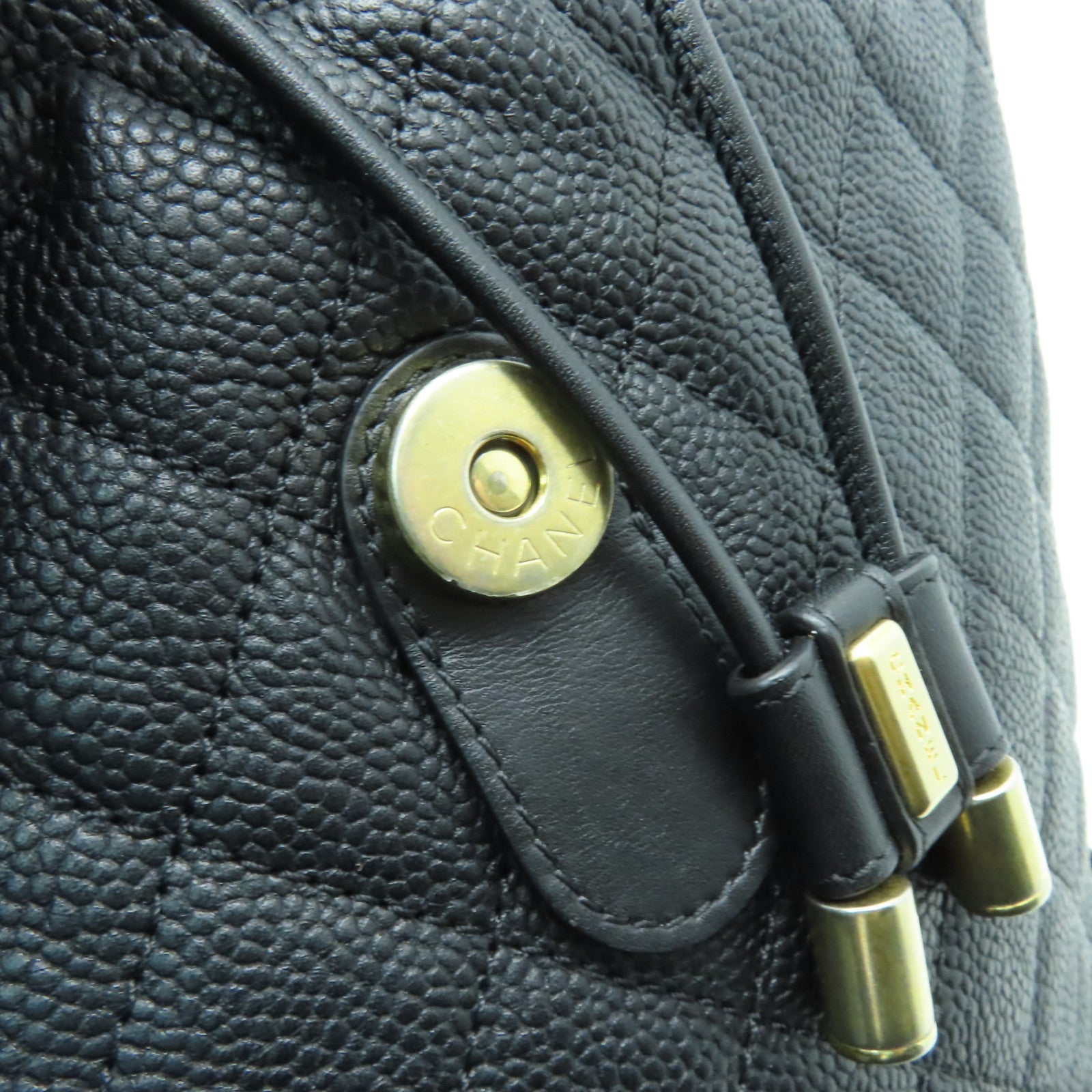 CHANEL 菱格Caviar皮革Backpack金扣背包黑色