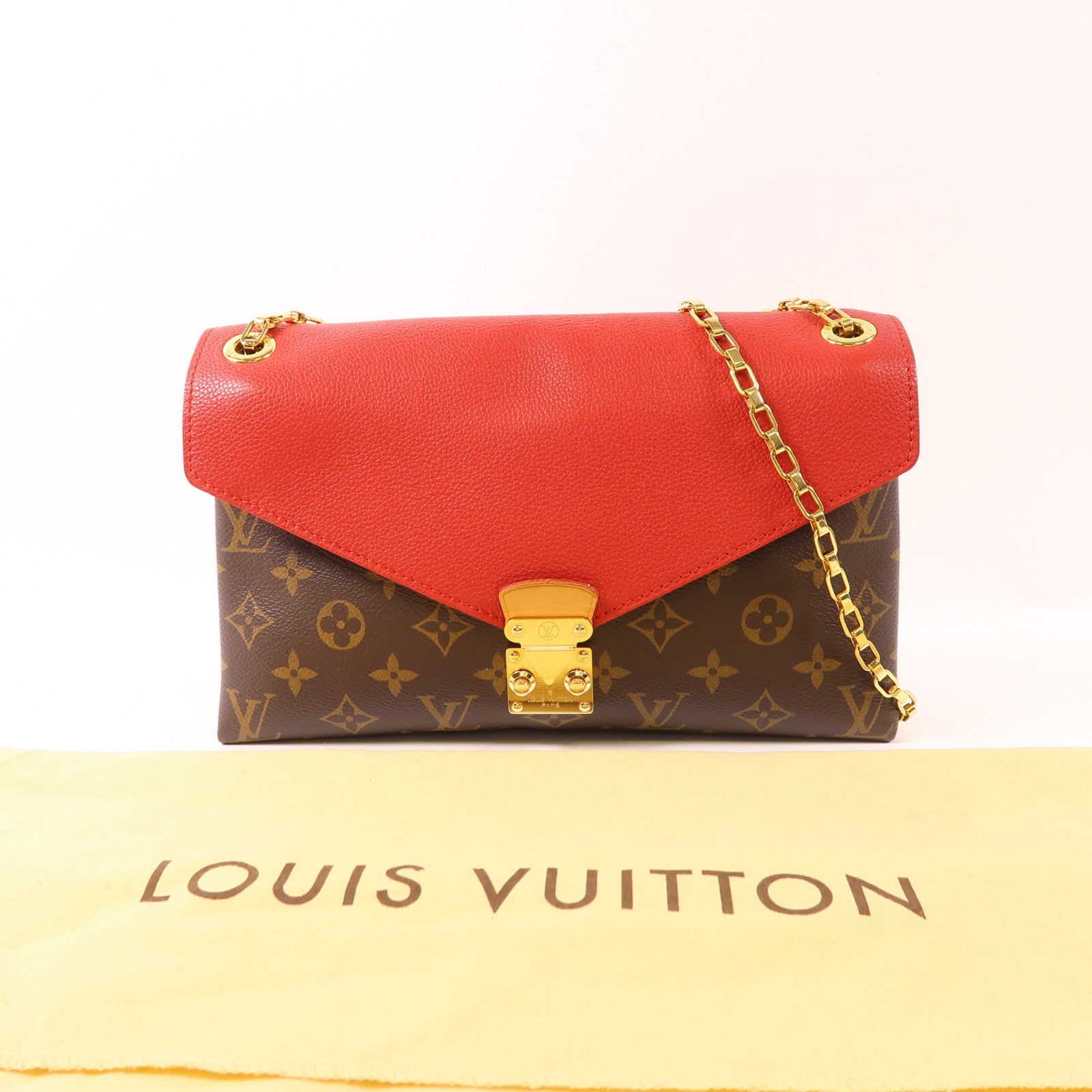LOUIS VUITTON Monogram Pallas Chain Bag金扣鏈帶肩背袋