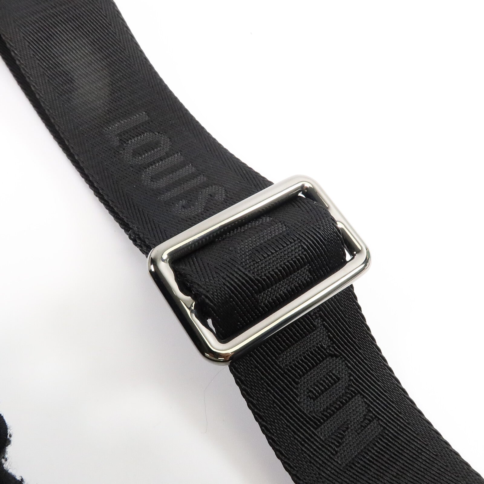 LOUIS VUITTON Monogram Eclipse Reverse Trio Messenger銀扣肩背袋灰色