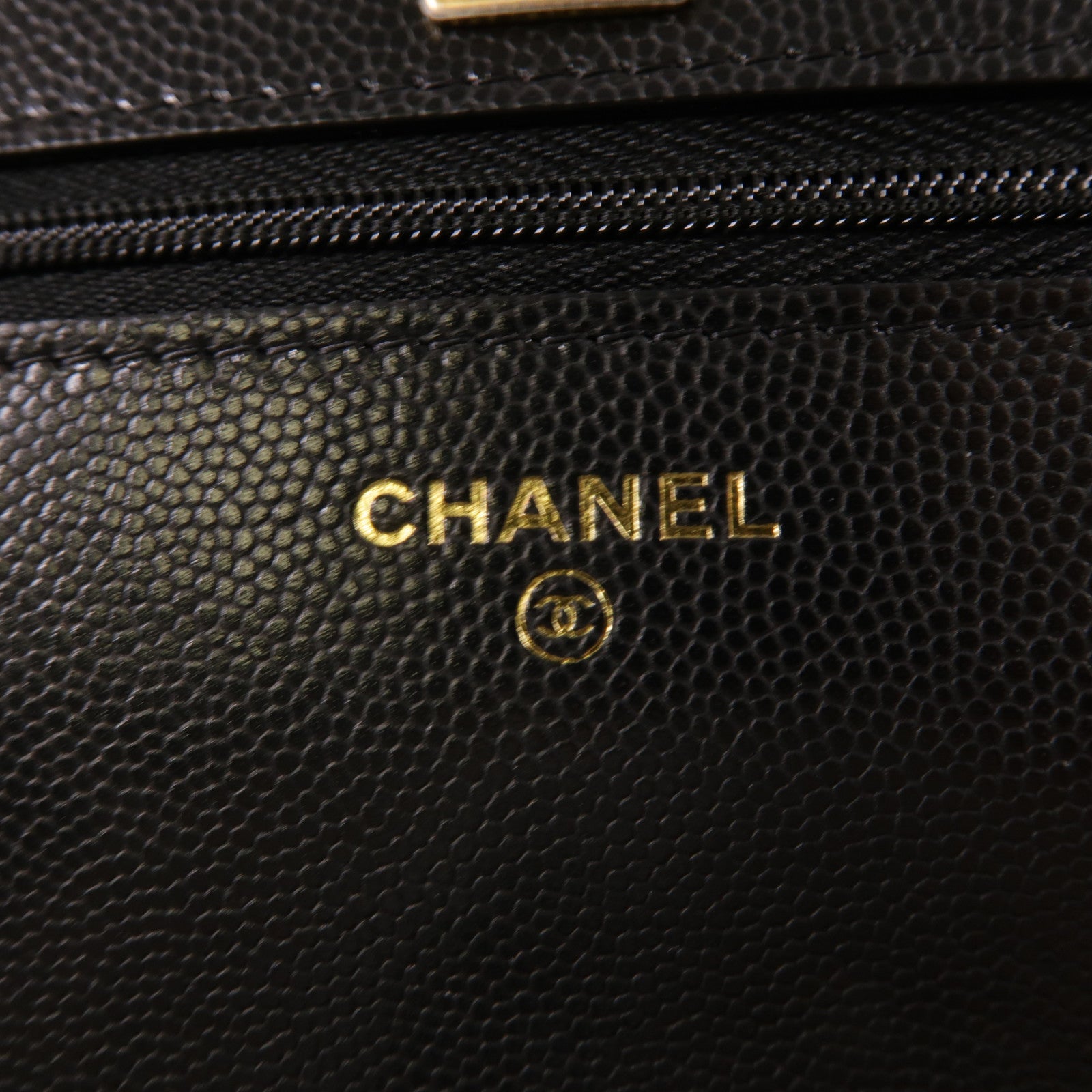 CHANEL 牛皮皮革WOC Wallet On Chain金扣鏈帶肩背袋