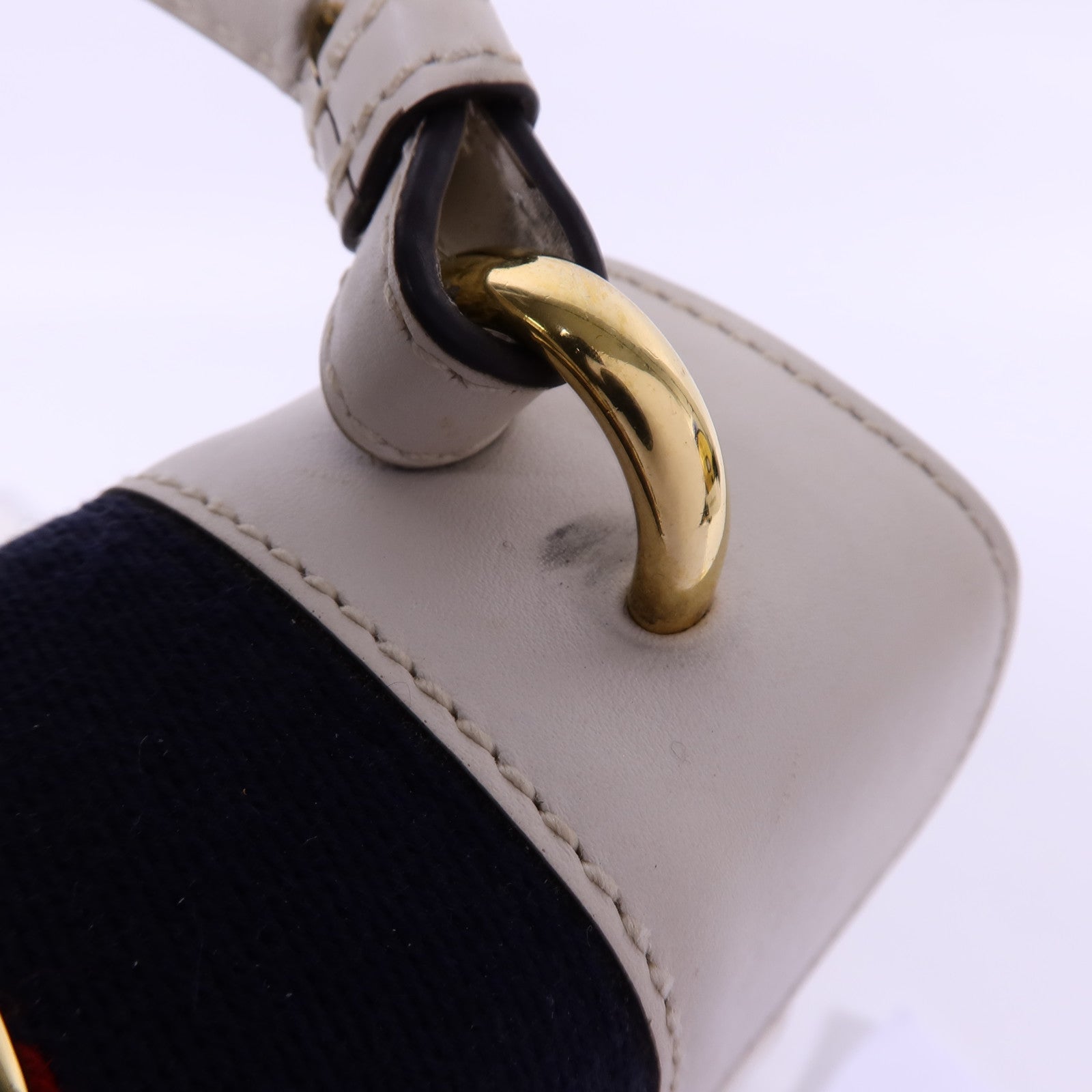 GUCCI 皮革Sylvie Chain Shoulder Bag金扣肩背袋