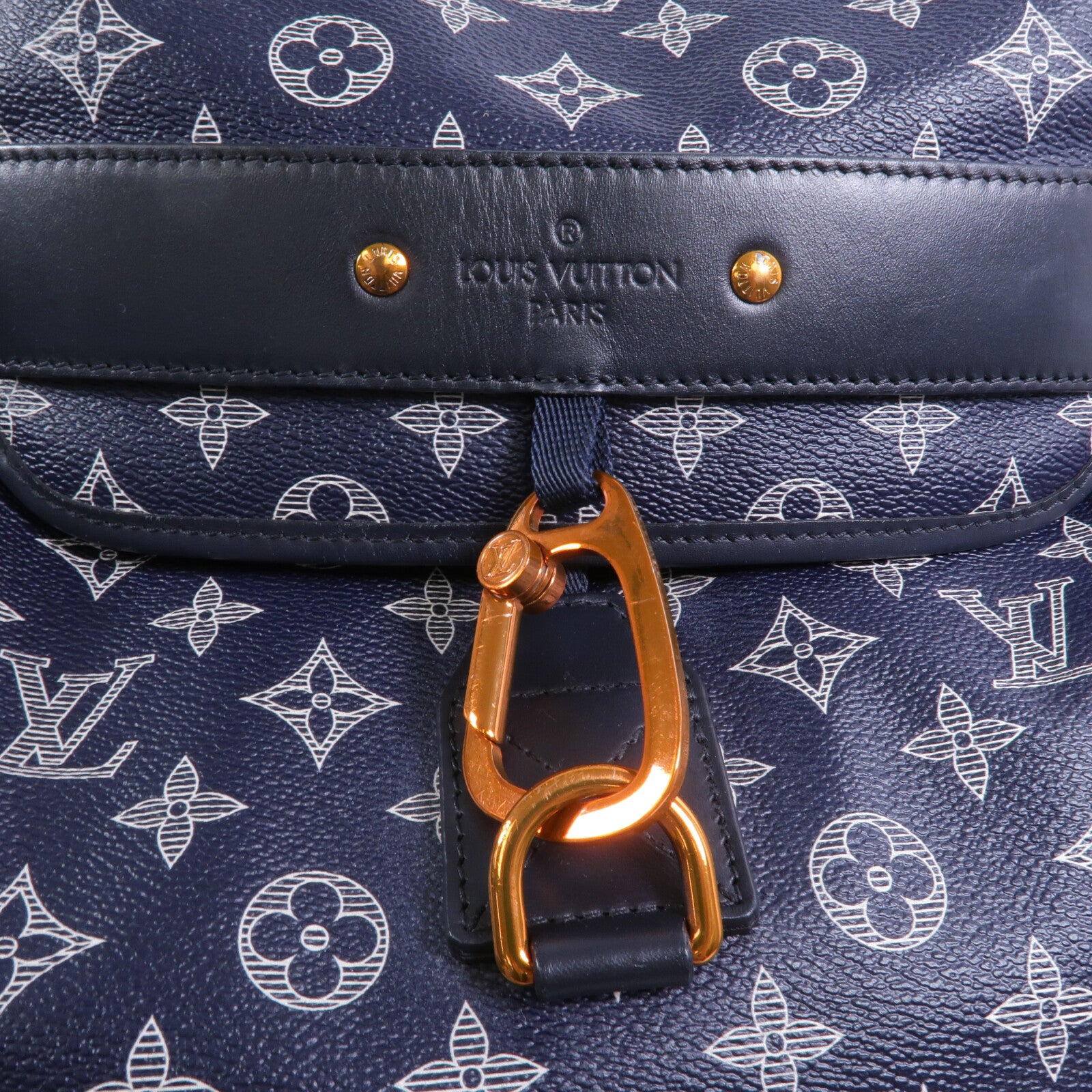 LOUIS VUITTON Monogram Ink Discovery Backpack背包