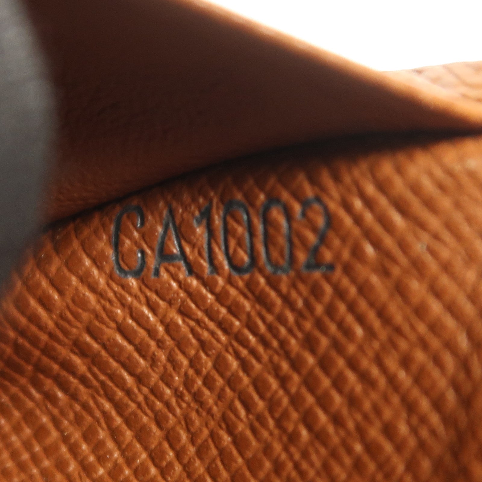 LOUIS VUITTON Monogram Card Case卡片套