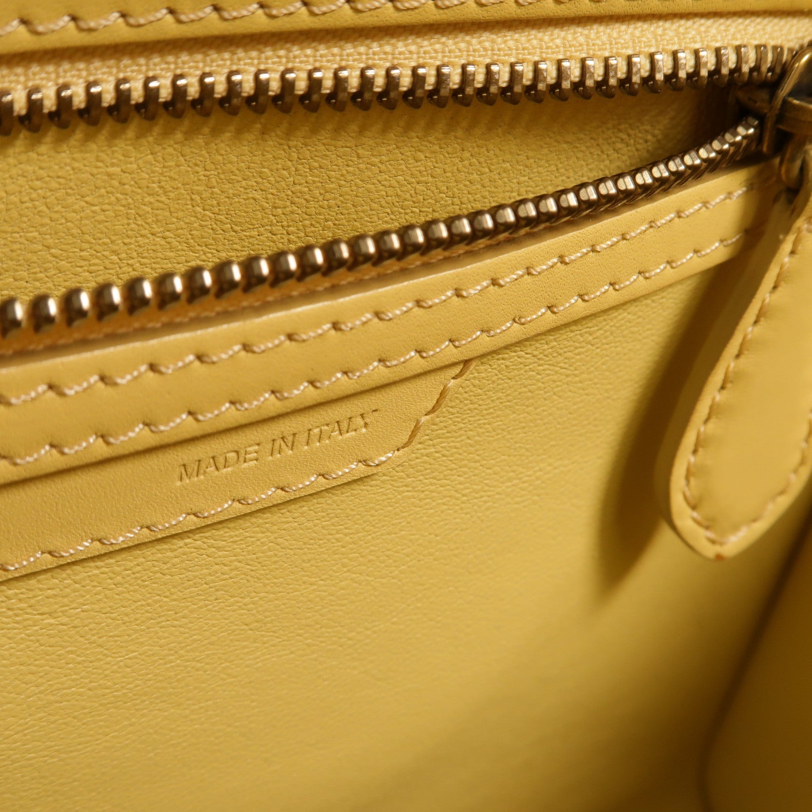 CELINE 牛皮皮革Micro Luggage手挽袋