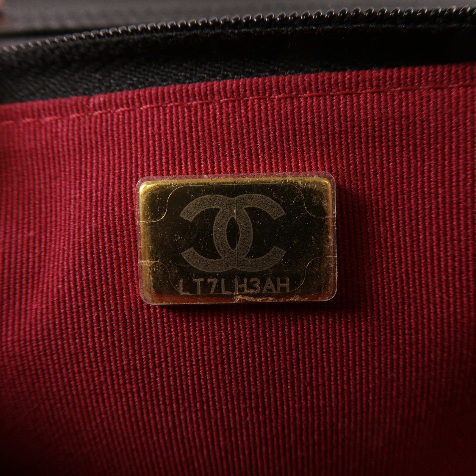 CHANEL 牛皮皮革WOC Wallet On Chain金扣鏈帶肩背袋