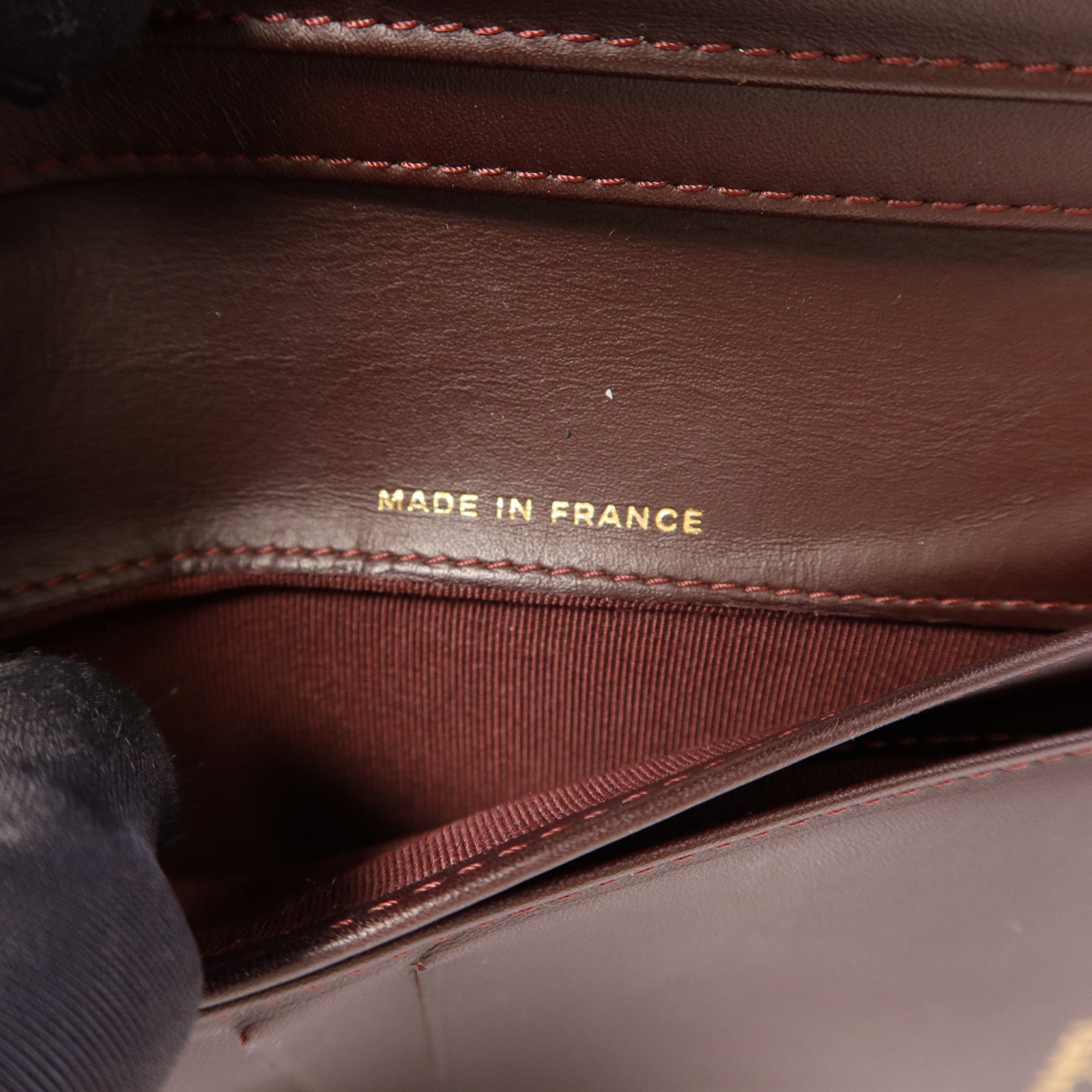 CHANEL 牛皮皮革Bifold Wallet金扣錢包