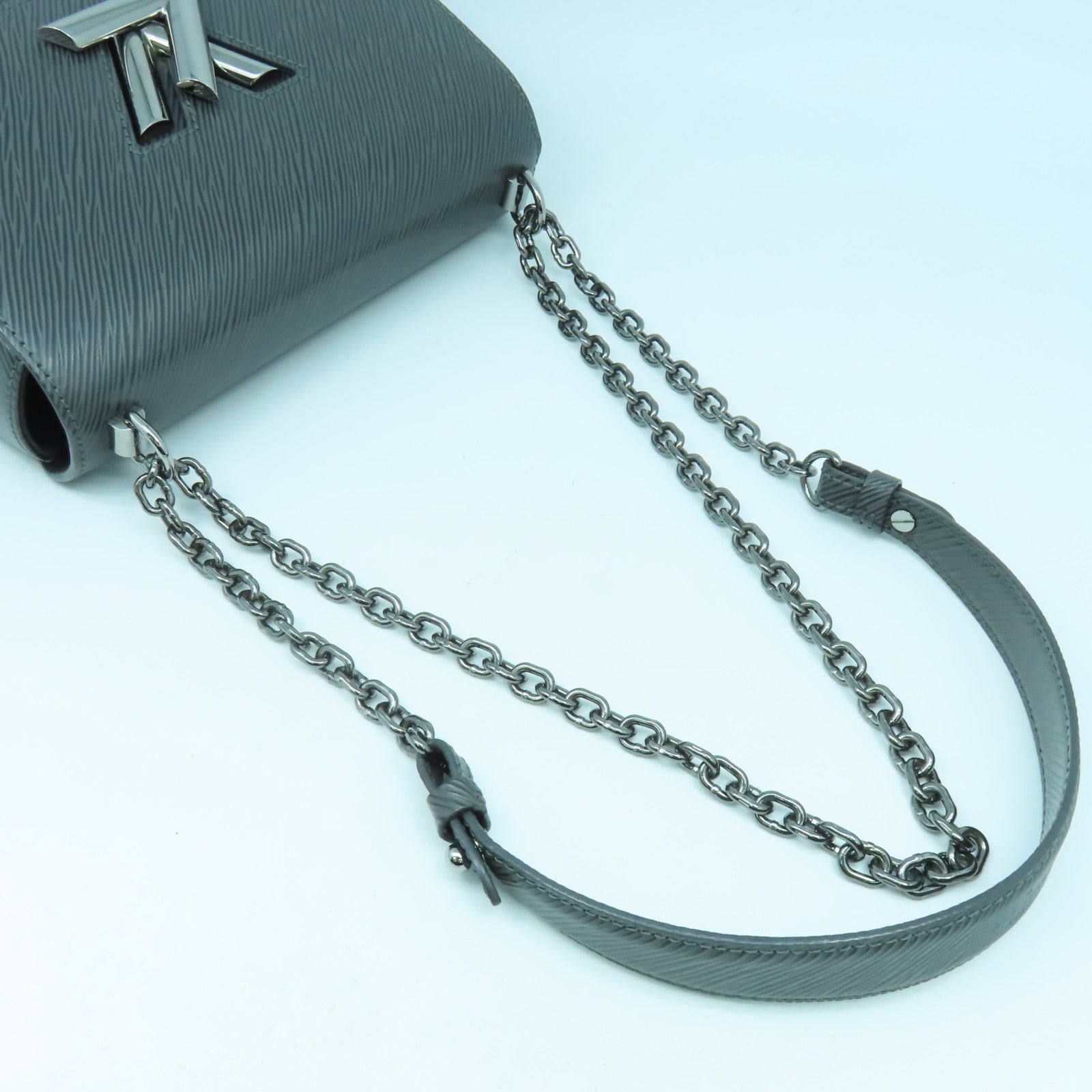 LOUIS VUITTON 【激減優惠】Epi Twist MM銀扣鏈帶肩背袋灰色