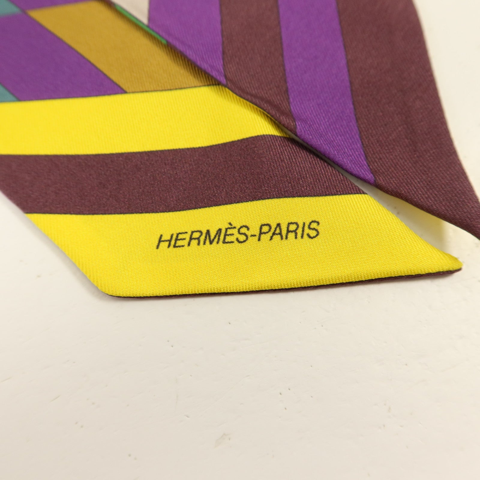 HERMES 絲質Twilly絲巾
