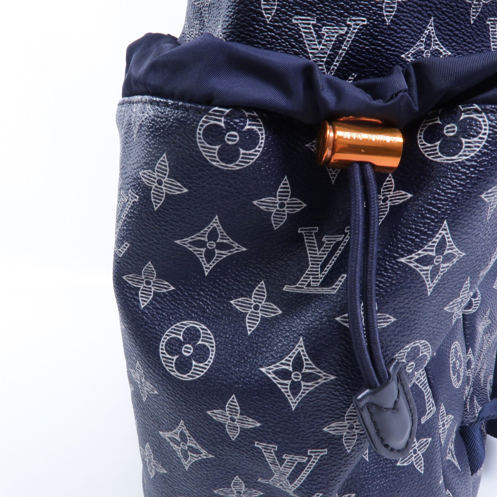 LOUIS VUITTON Monogram Ink Discovery Backpack背包