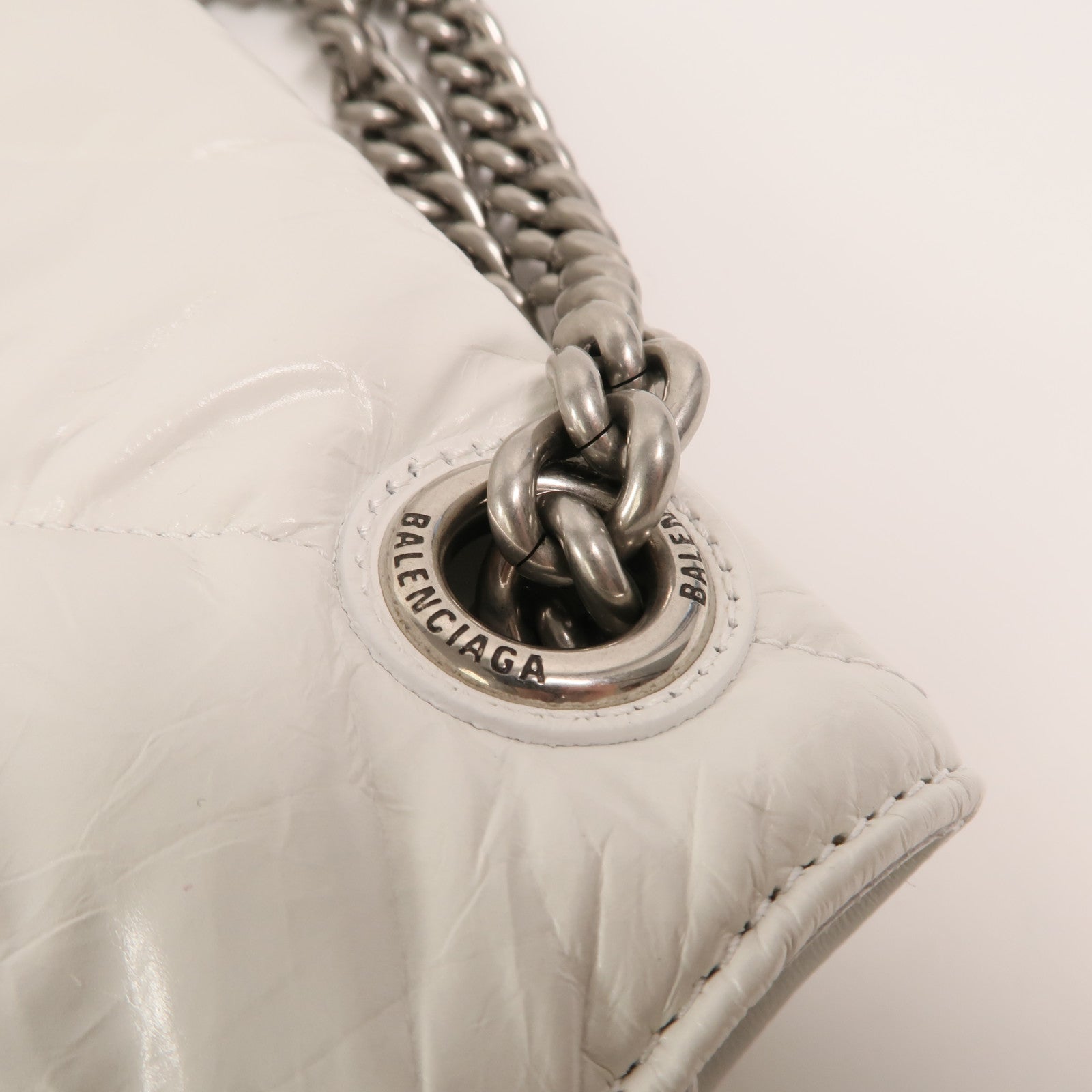 BALENCIAGA 羊皮皮革Crush Medium鏈帶肩背袋