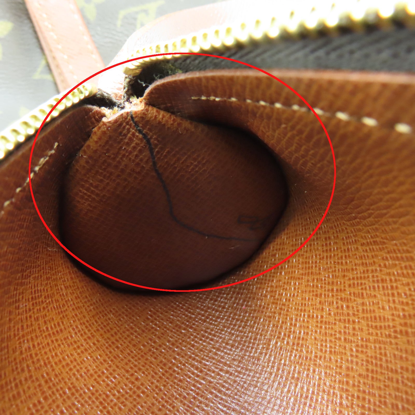 LOUIS VUITTON 【清倉大減價】Monogram Papillon金扣手挽肩背袋啡色