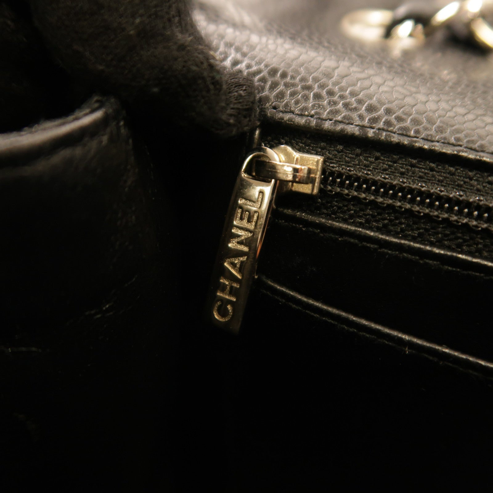 CHANEL 牛皮皮革Large Classic銀扣鏈帶肩背袋