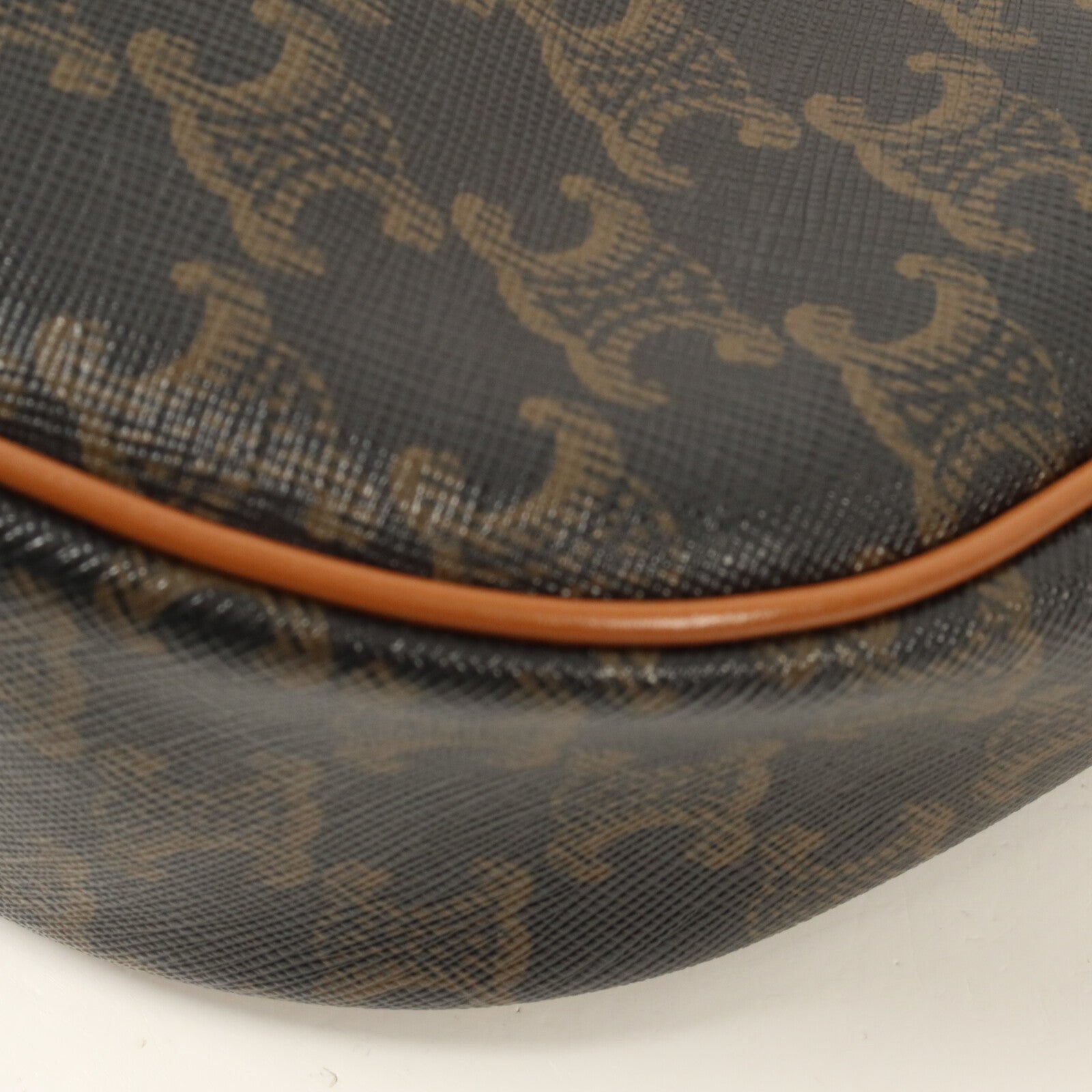 CELINE 塗層帆布Ava Triomphe Medium手挽袋