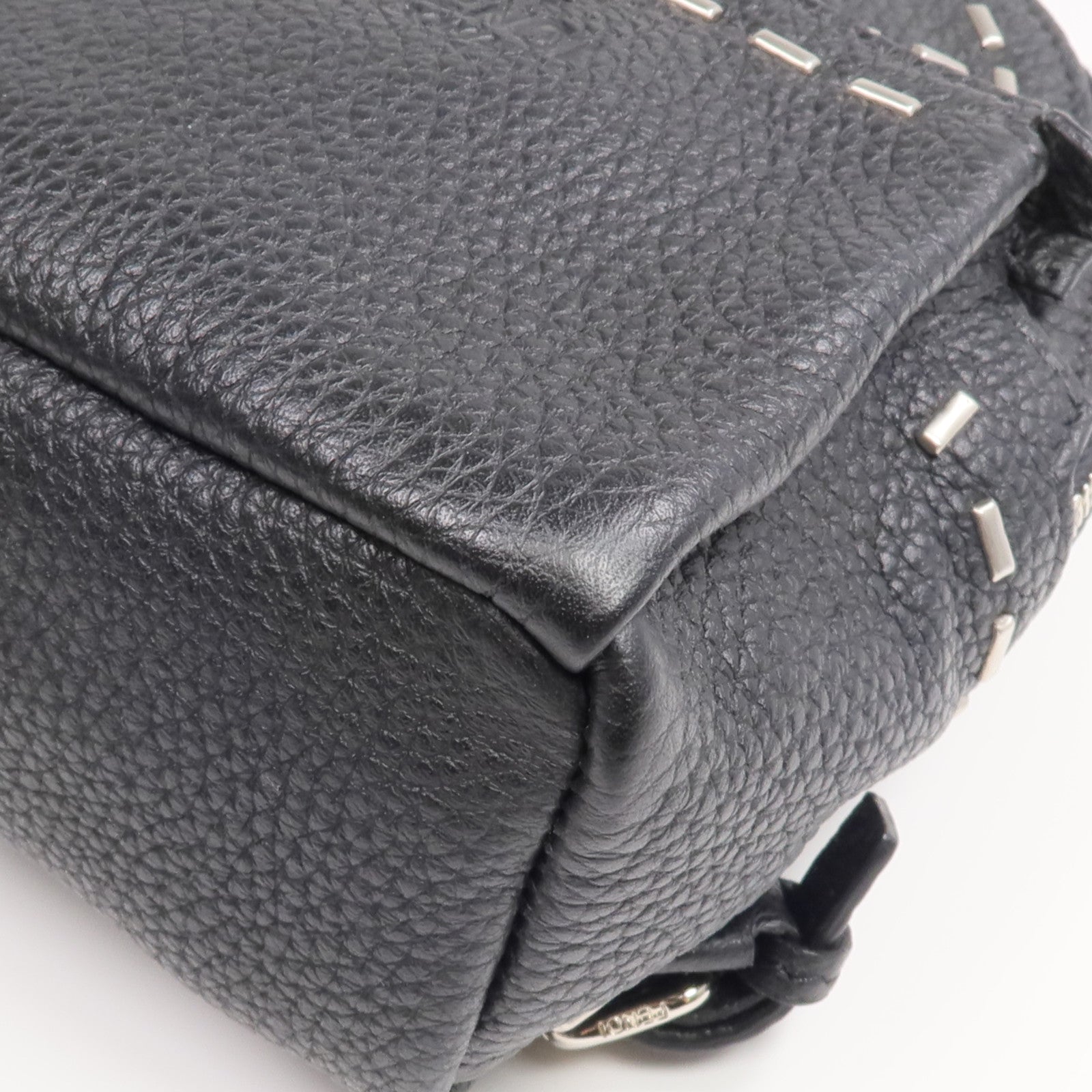 FENDI 牛皮皮革Roman Selleria Backpack Charm/Key Ring銀扣掛飾/鎖匙扣