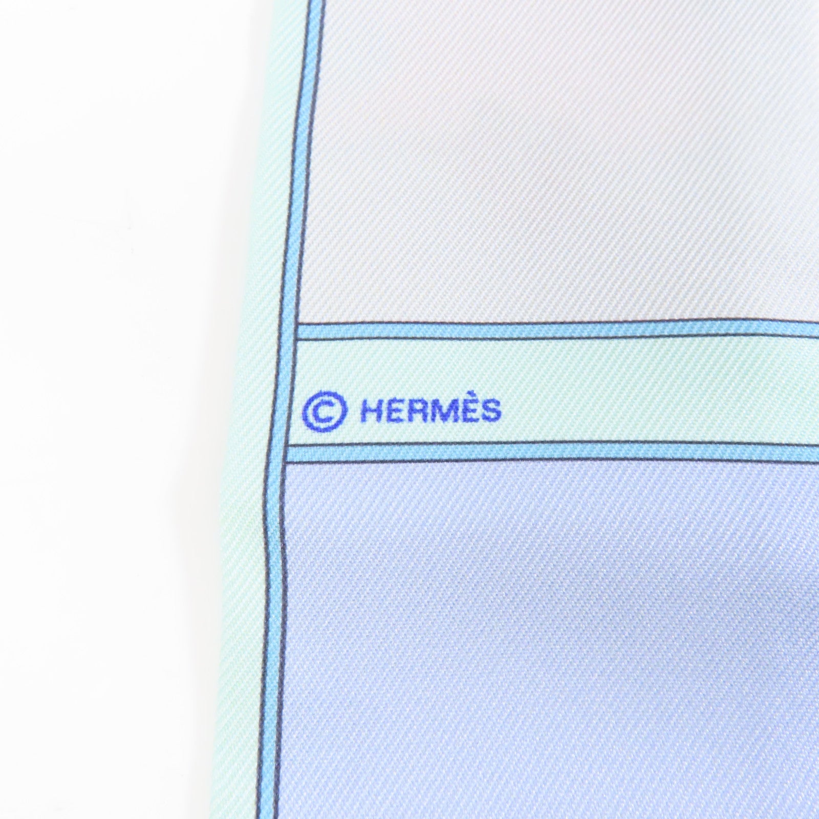 HERMES 絲質Twilly絲巾淺藍色