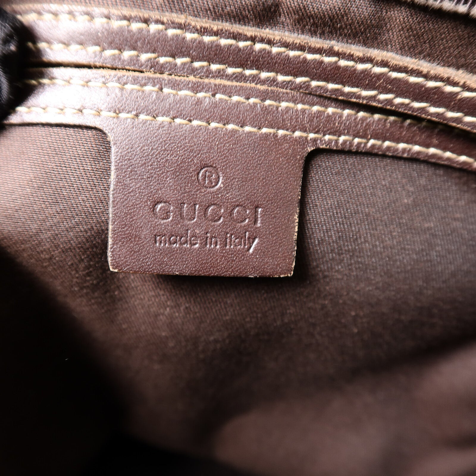 GUCCI 塗層帆布GG Supreme肩背袋