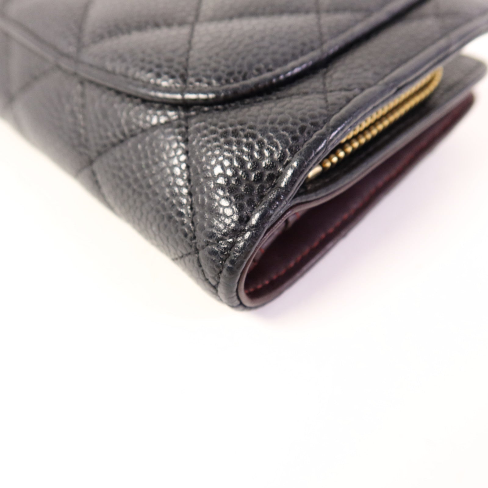 CHANEL 牛皮皮革Bifold Wallet金扣錢包