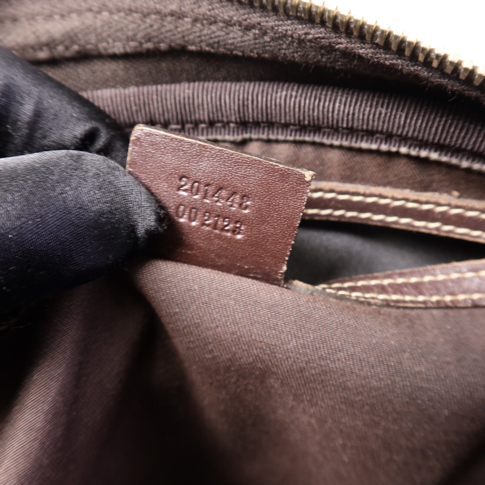 GUCCI 塗層帆布GG Supreme肩背袋