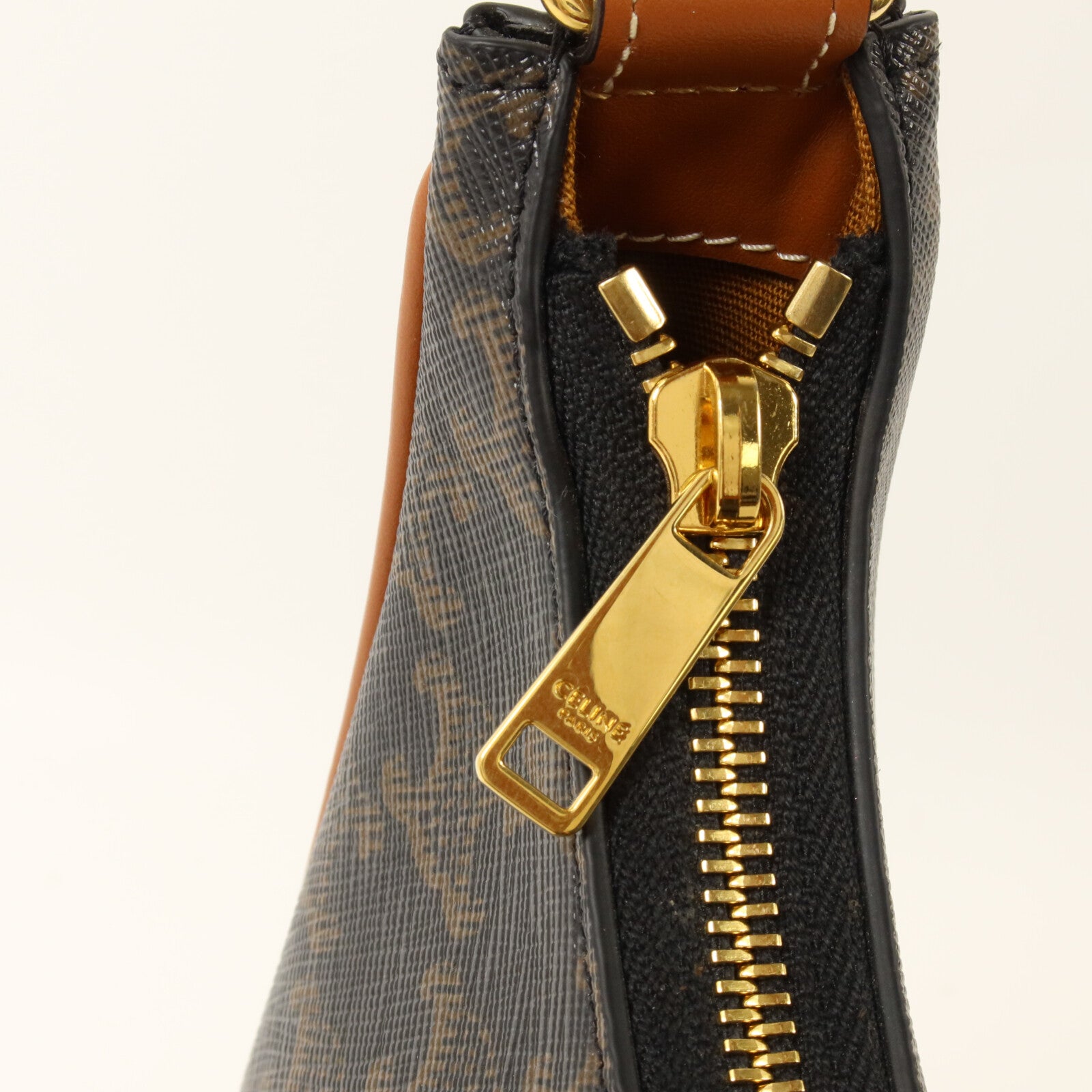 CELINE 塗層帆布Ava Triomphe Medium手挽袋
