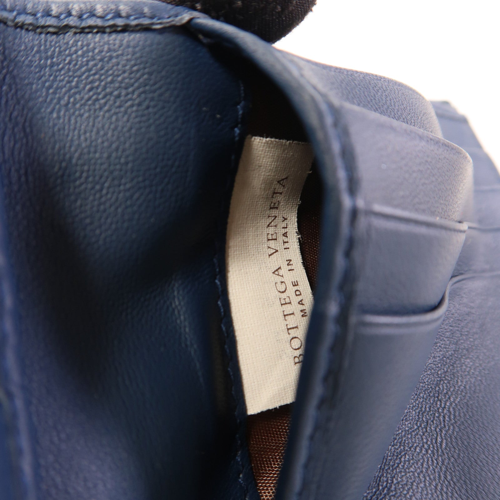 BOTTEGA VENETA 鱷魚皮革Wallet錢包