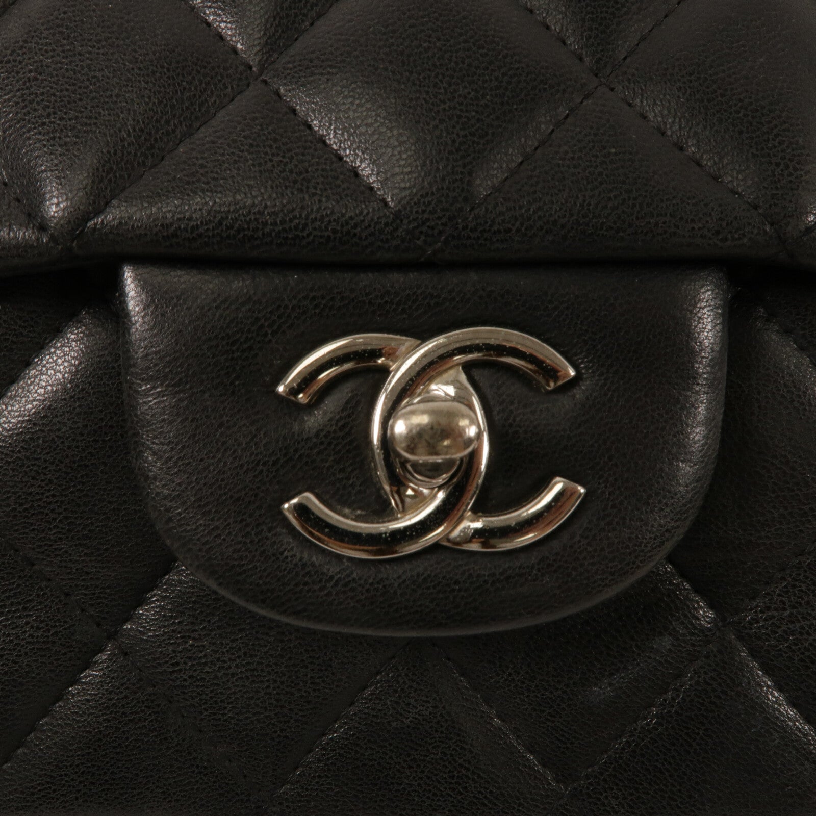 CHANEL 牛皮皮革Classic Single Flap Maxi鏈帶肩背袋
