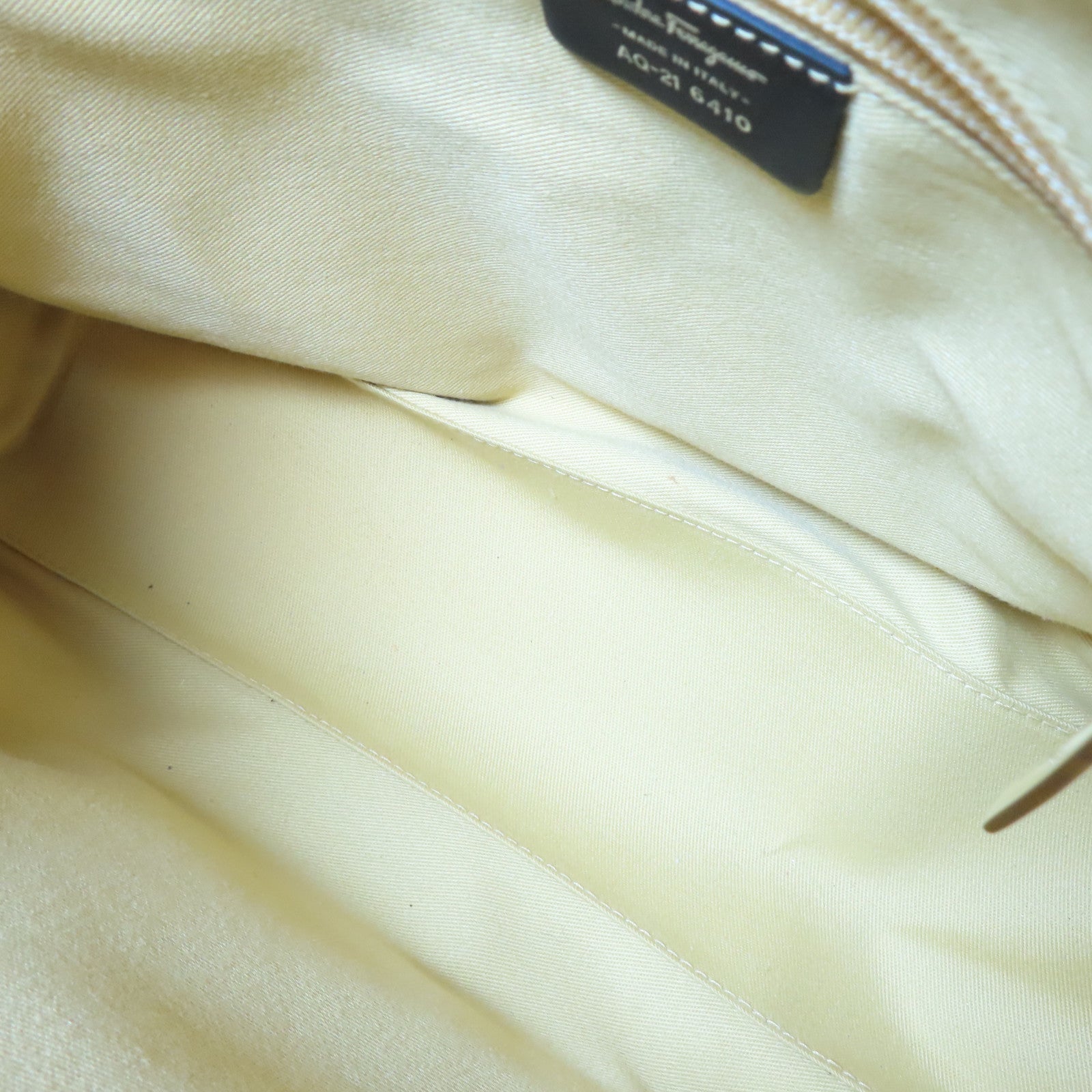 Salvatore Ferragamo 帆布Shoulder Bag銀扣手挽肩背兩用袋黑色/彩色