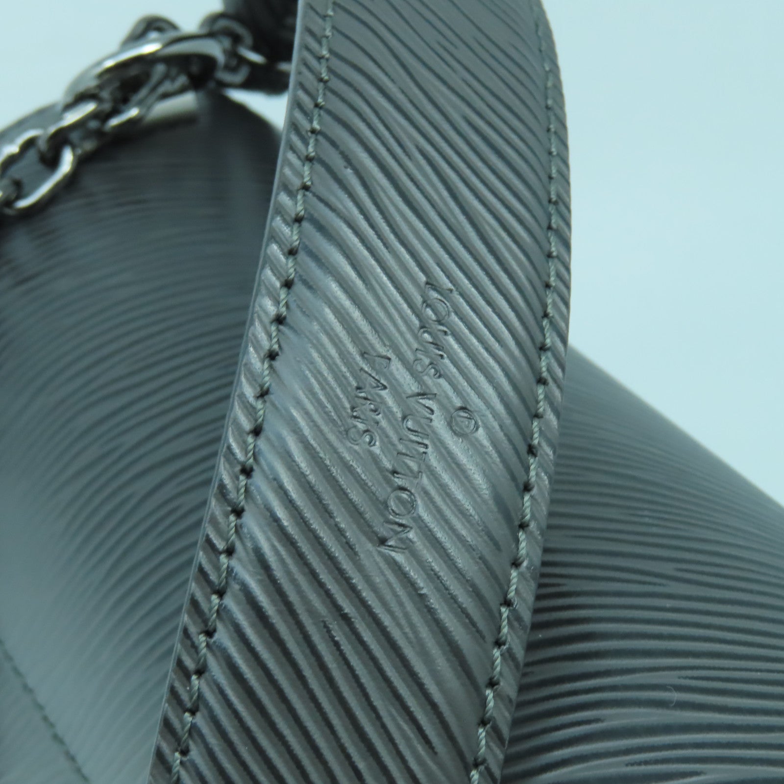LOUIS VUITTON 【激減優惠】Epi Twist MM銀扣鏈帶肩背袋灰色