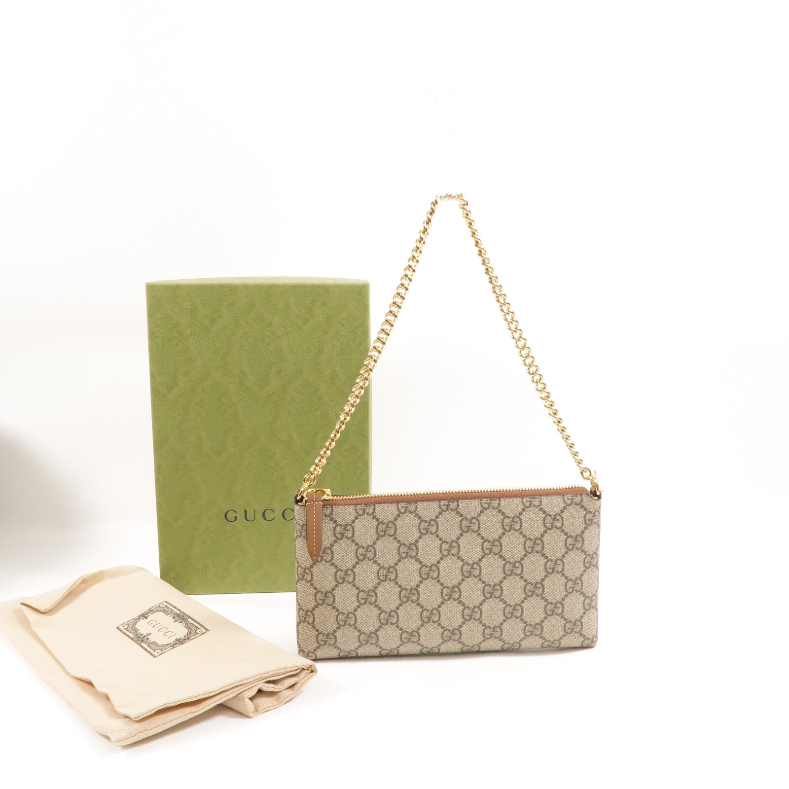 GUCCI 塗層帆布Wristlet Wallet On Chain鏈帶肩背袋