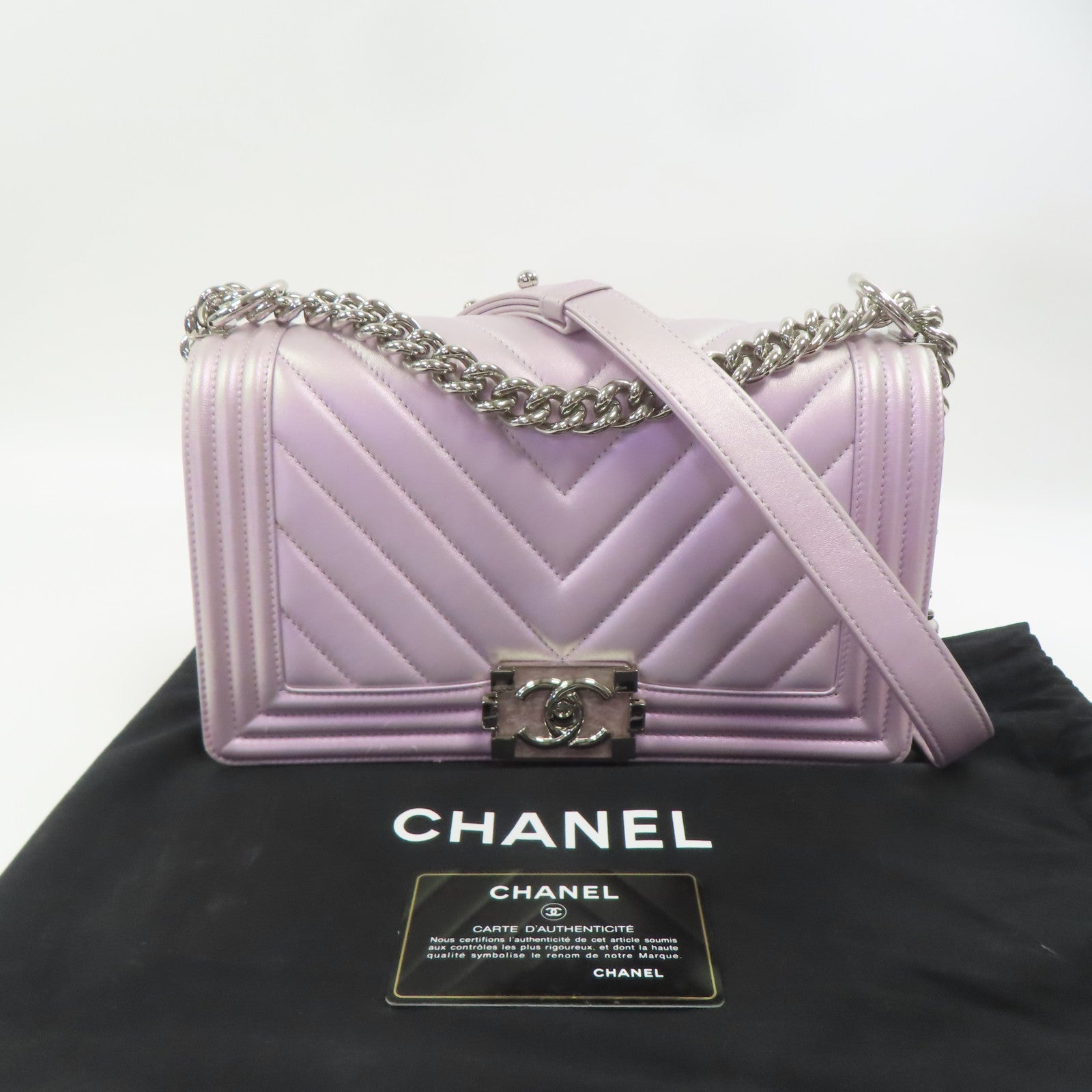 CHANEL 菱格羊皮皮革Boy 25銀扣鏈帶肩背袋紫色