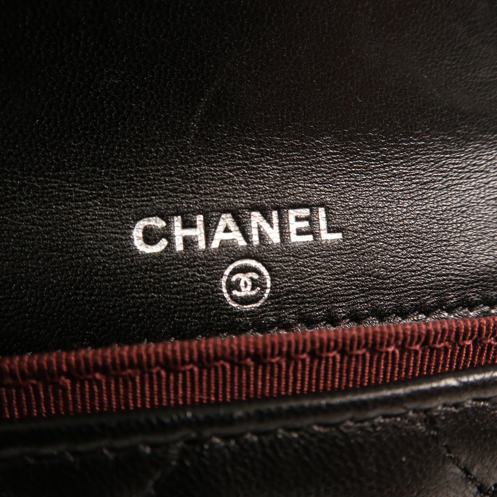 CHANEL 羊皮皮革Card Holder銀扣卡片套