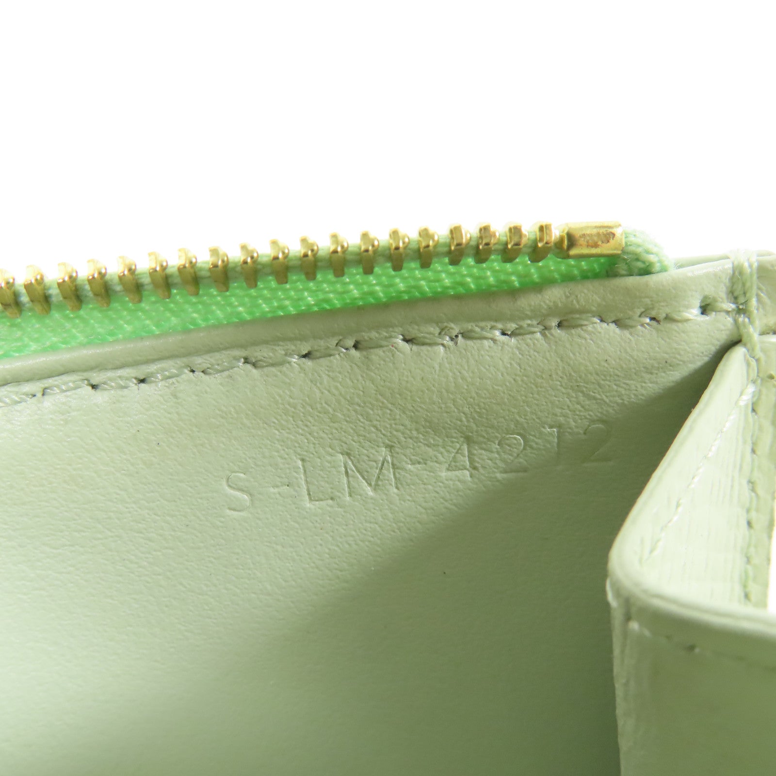 CELINE 牛皮皮革Zipped Compact金扣卡片套