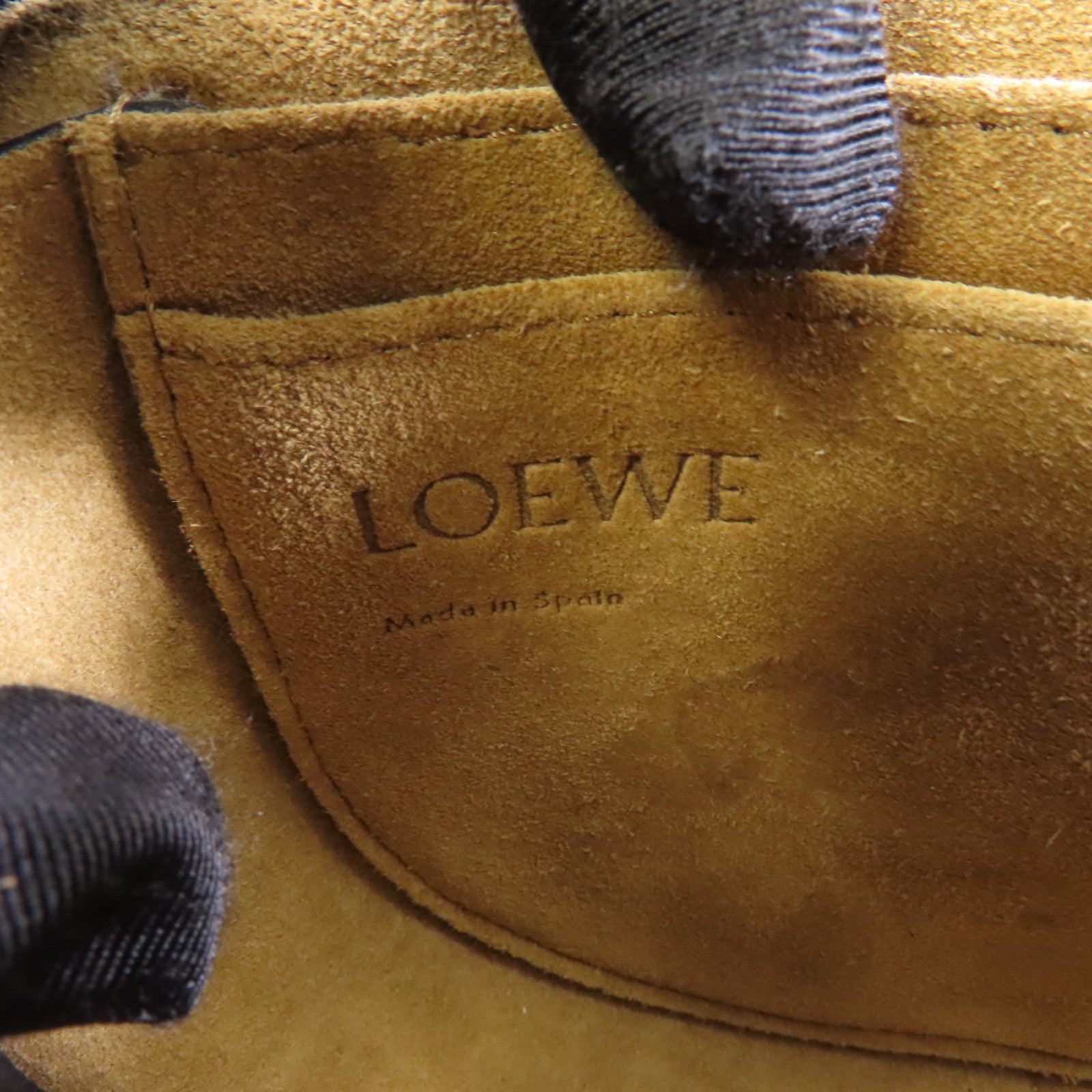 LOEWE 牛皮皮革Mini Gate金扣肩背袋棕色
