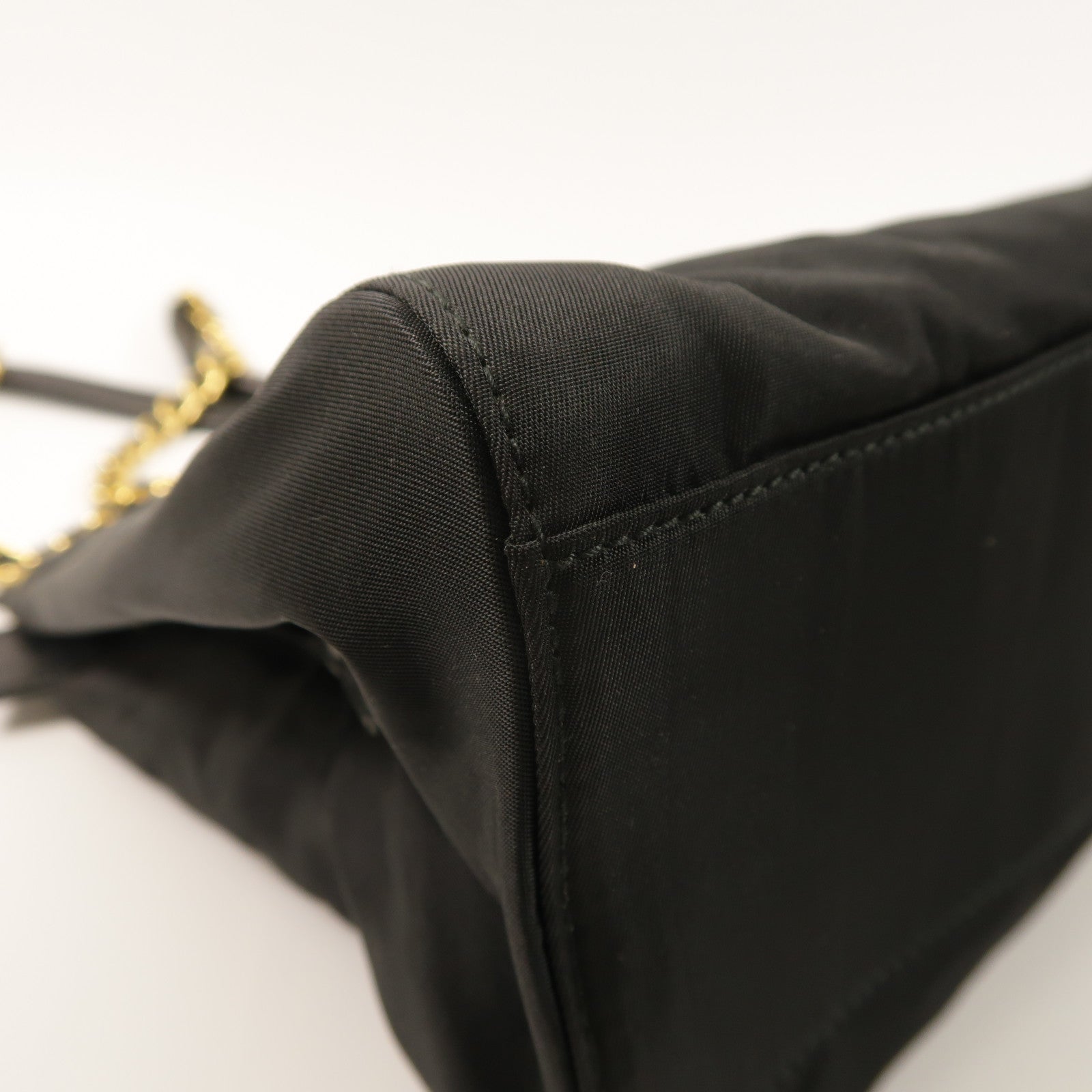 PRADA 尼龍Tote Bag金扣鏈帶肩背袋
