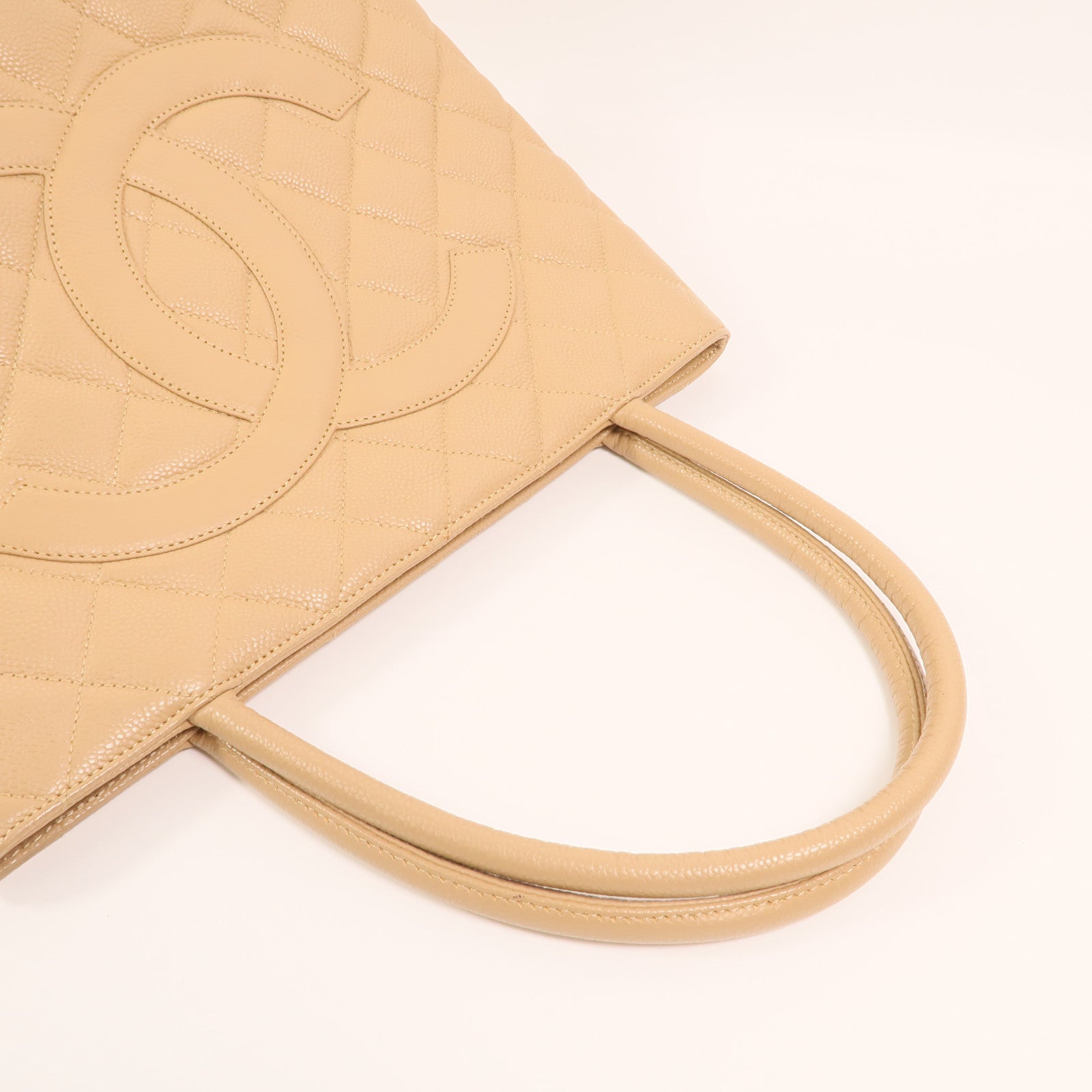 CHANEL 牛皮皮革Vintage Handbag金扣手挽袋