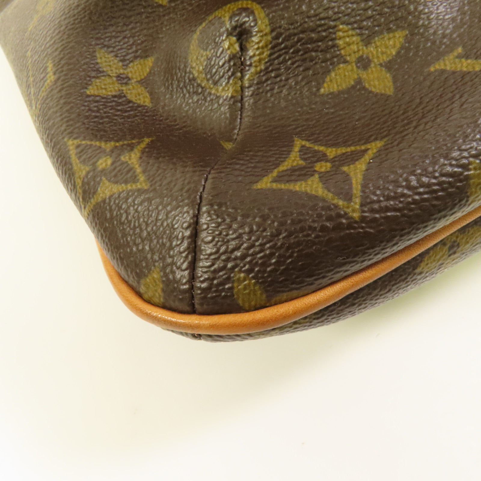 LOUIS VUITTON Monogram Musette金扣肩背袋