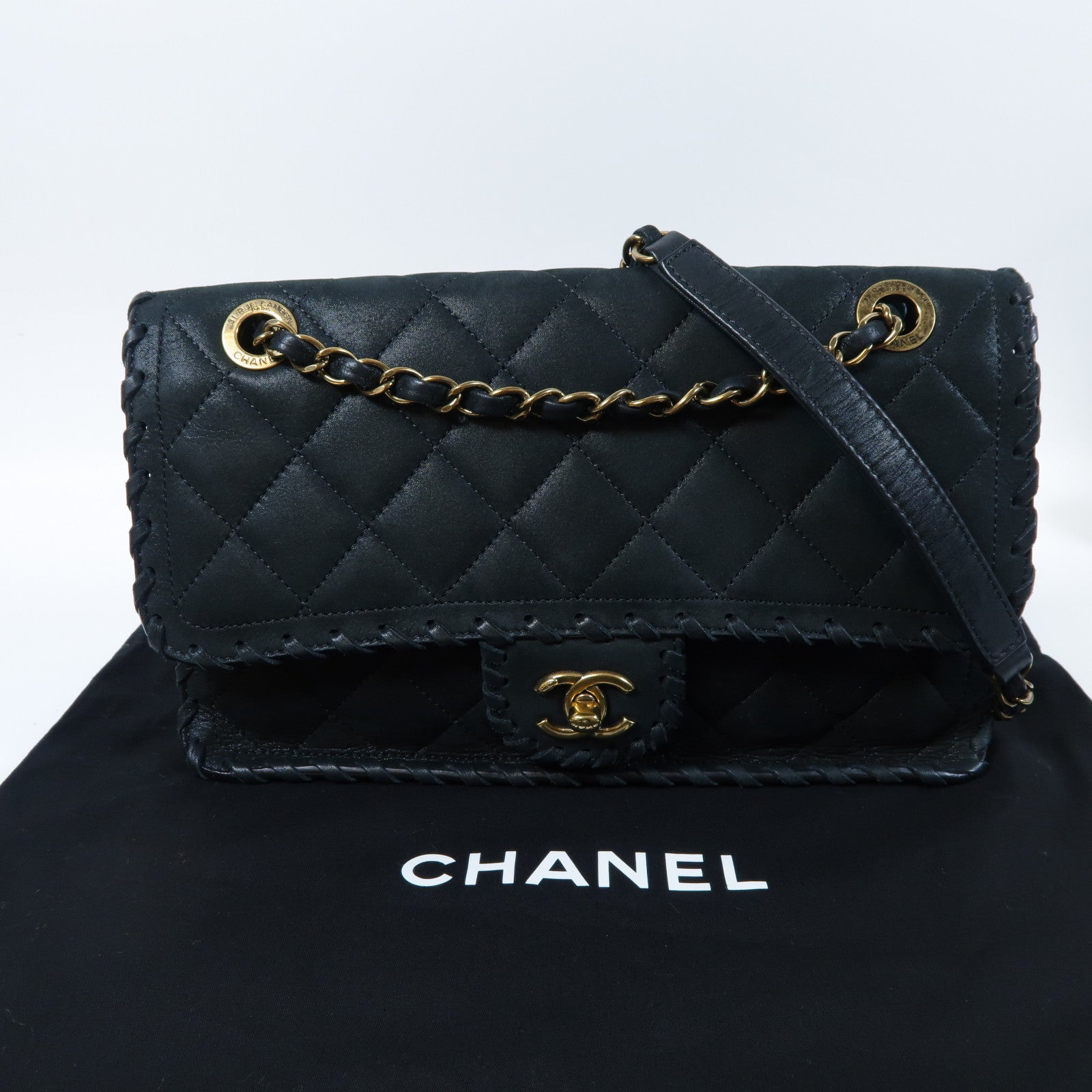 CHANEL 【激減優惠】菱格皮革Braided Edge Chain Shoulder金扣鏈帶肩背袋黑色