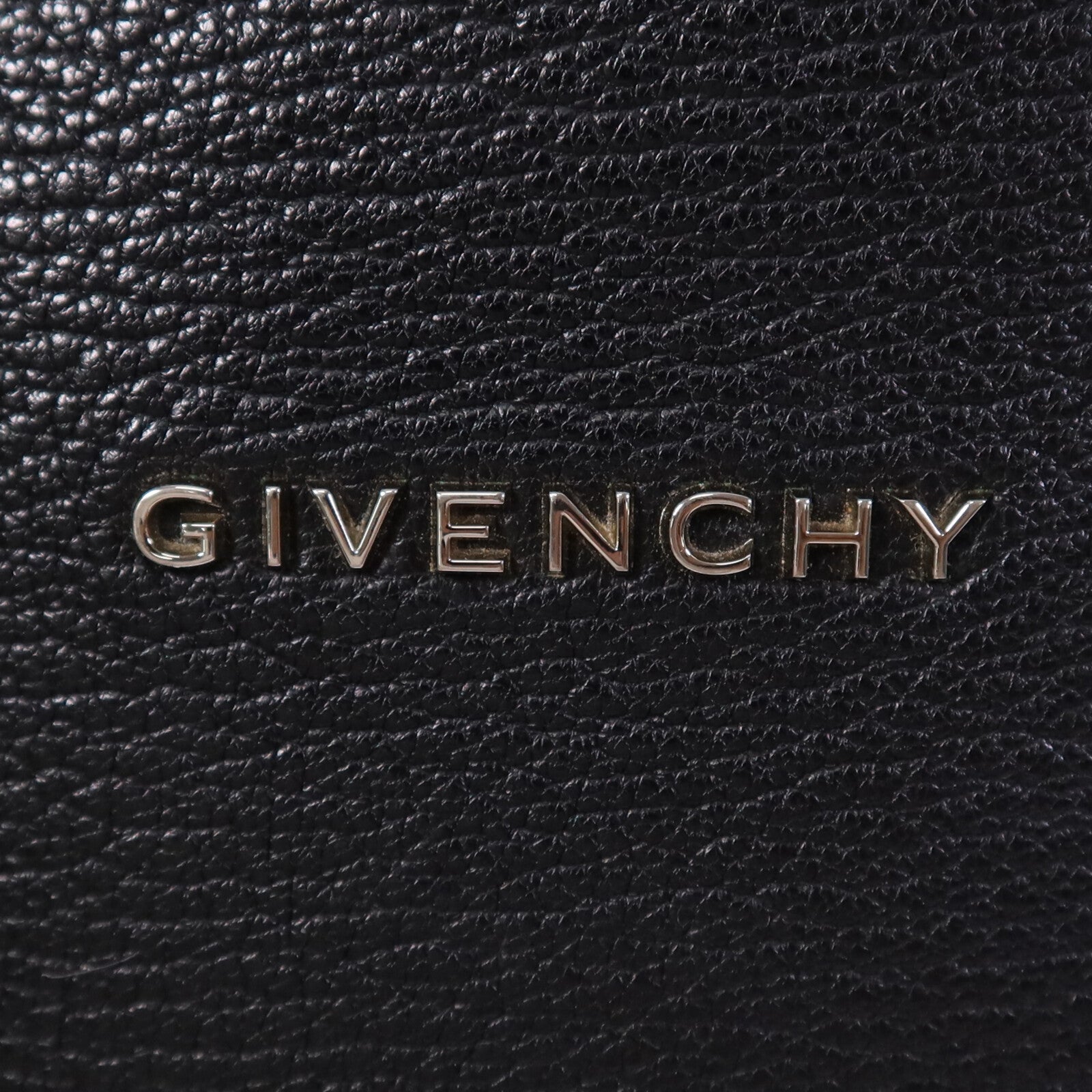 GIVENCHY 山羊皮皮革Pandora銀扣肩背袋