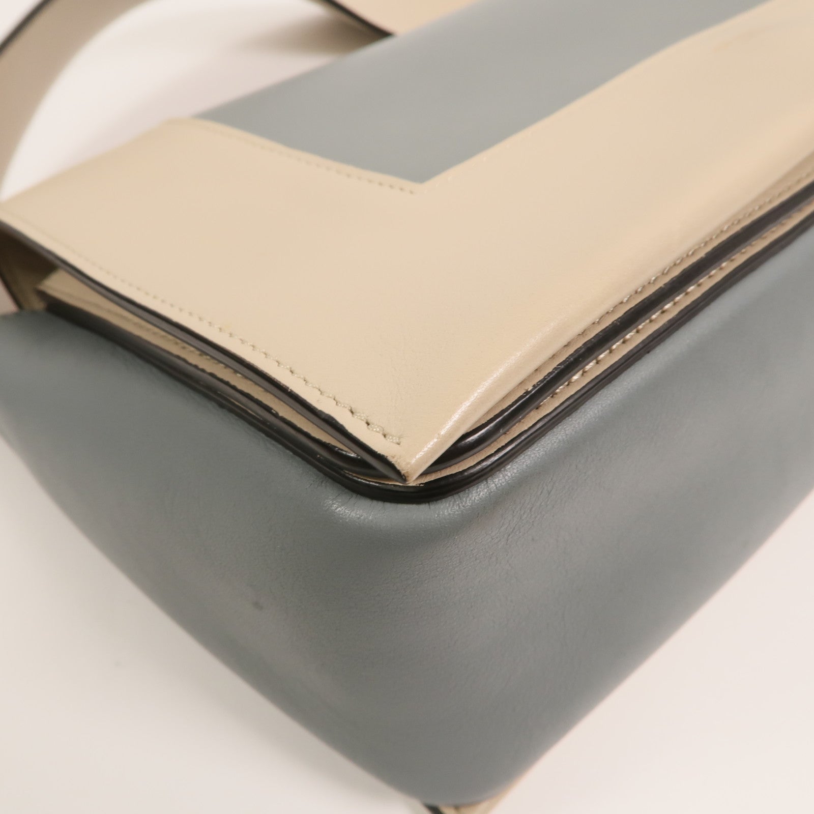 CELINE 牛皮皮革Frame Bag肩背袋