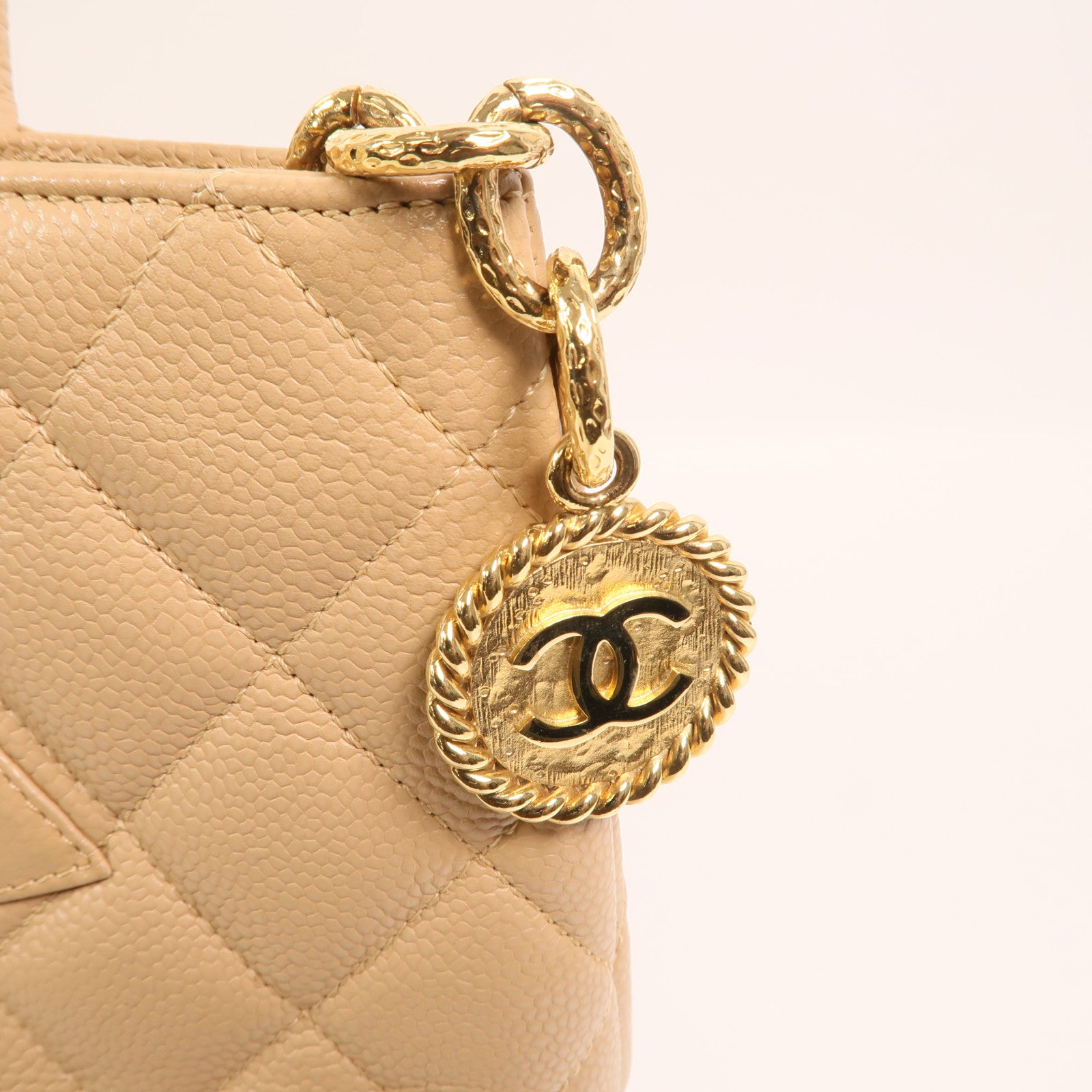CHANEL 牛皮皮革Vintage Handbag金扣手挽袋