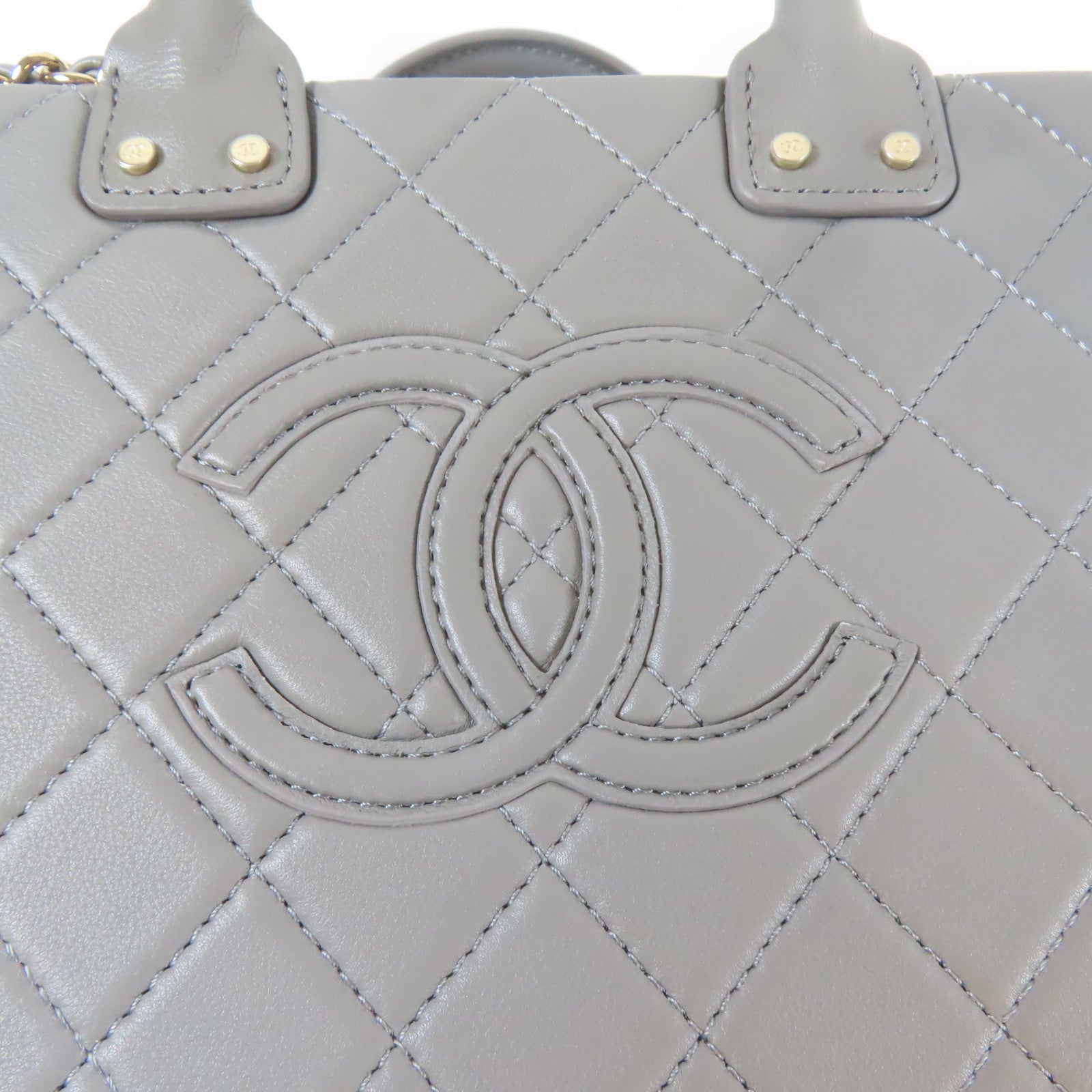 CHANEL 菱格羊皮皮革Vanity Case金扣手挽肩背兩用袋灰色