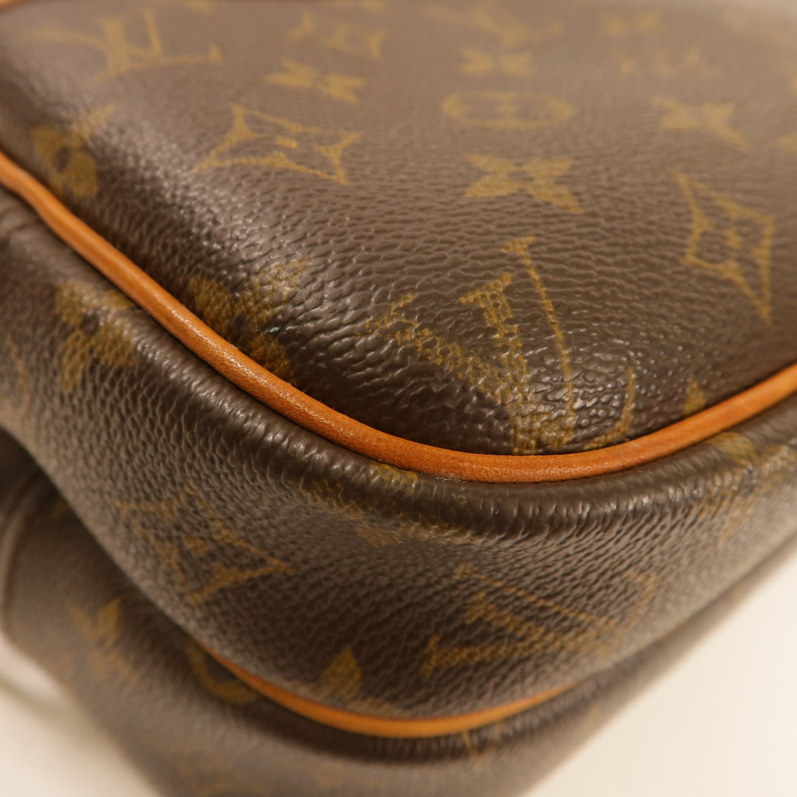 LOUIS VUITTON Monogram Reporter PM金扣肩背袋